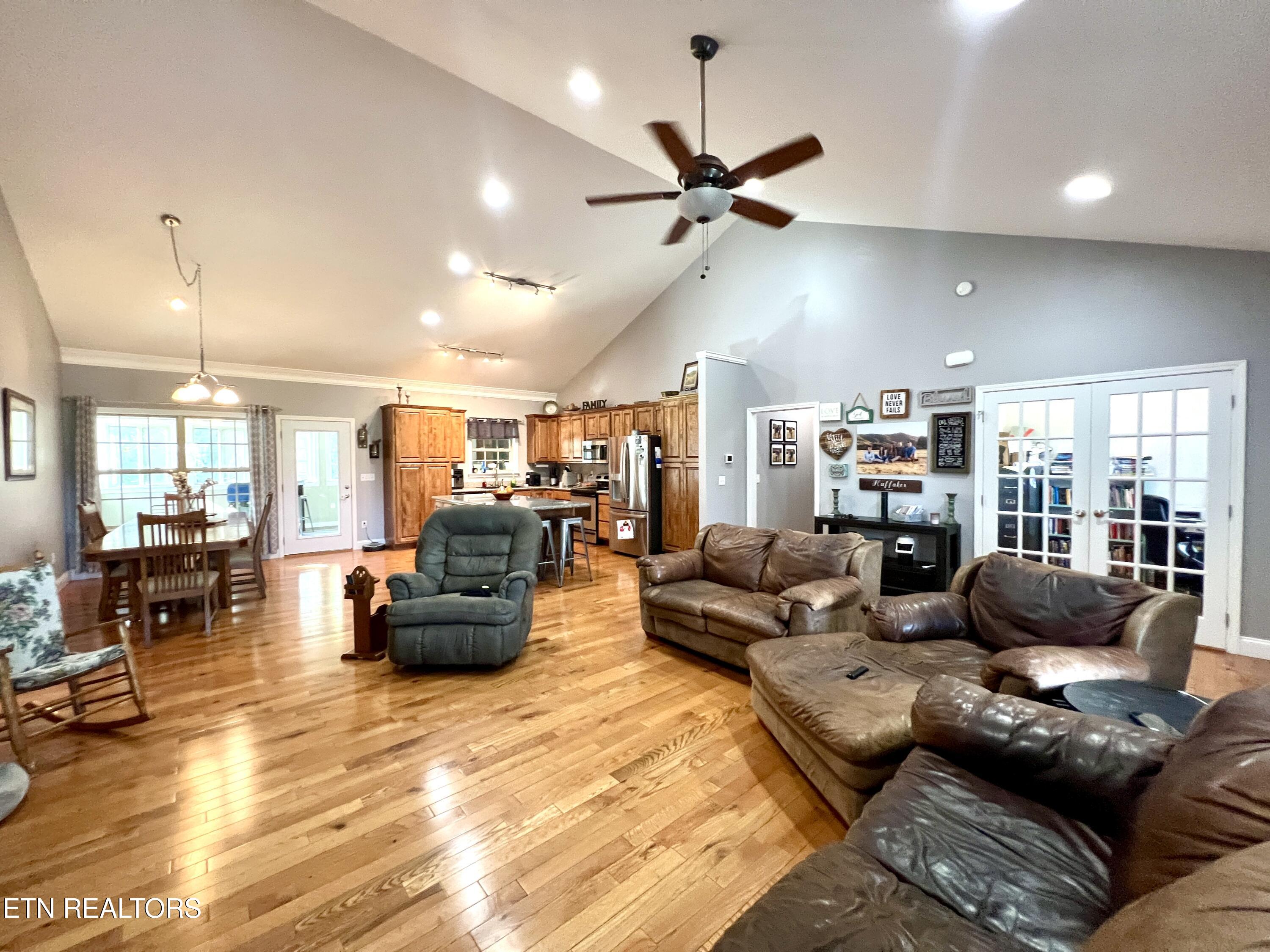 1329 Robert Ridge Road Sevierville TN 37862