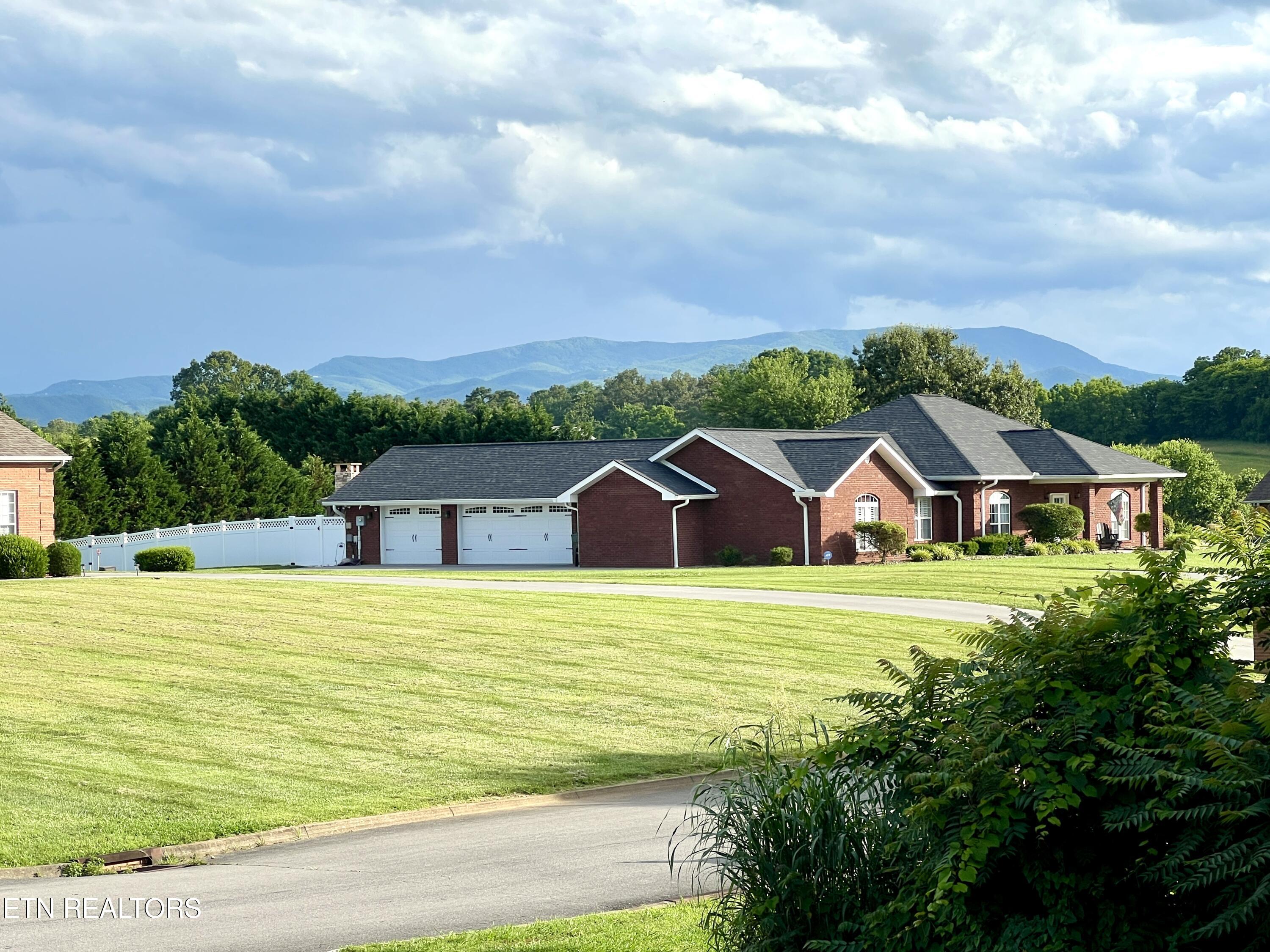 1329 Robert Ridge Road Sevierville TN 37862