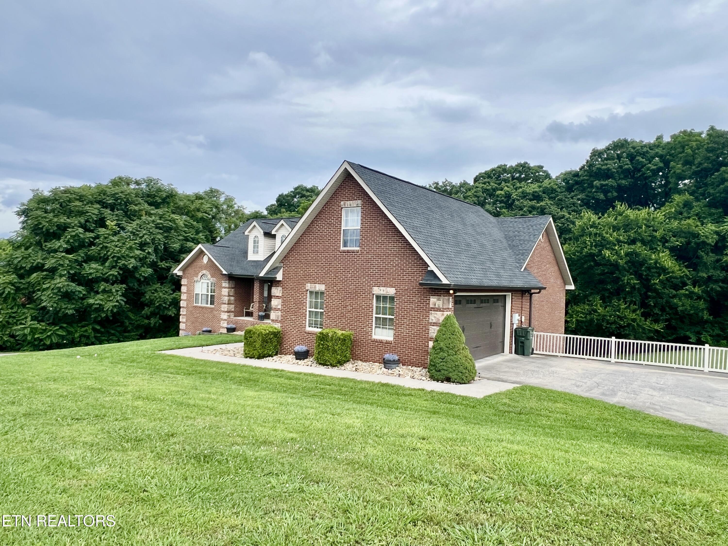 1329 Robert Ridge Road Sevierville TN 37862