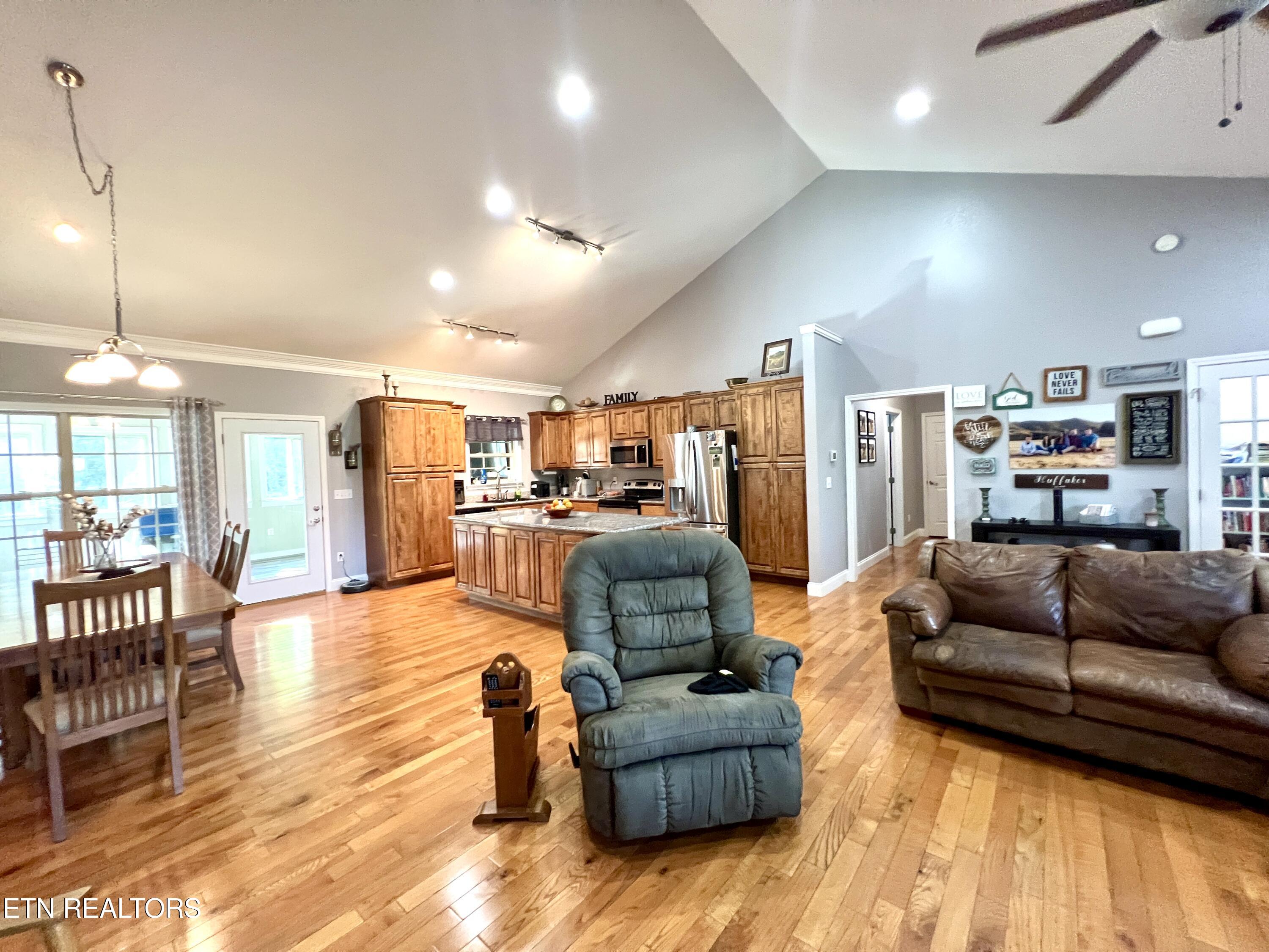1329 Robert Ridge Road Sevierville TN 37862