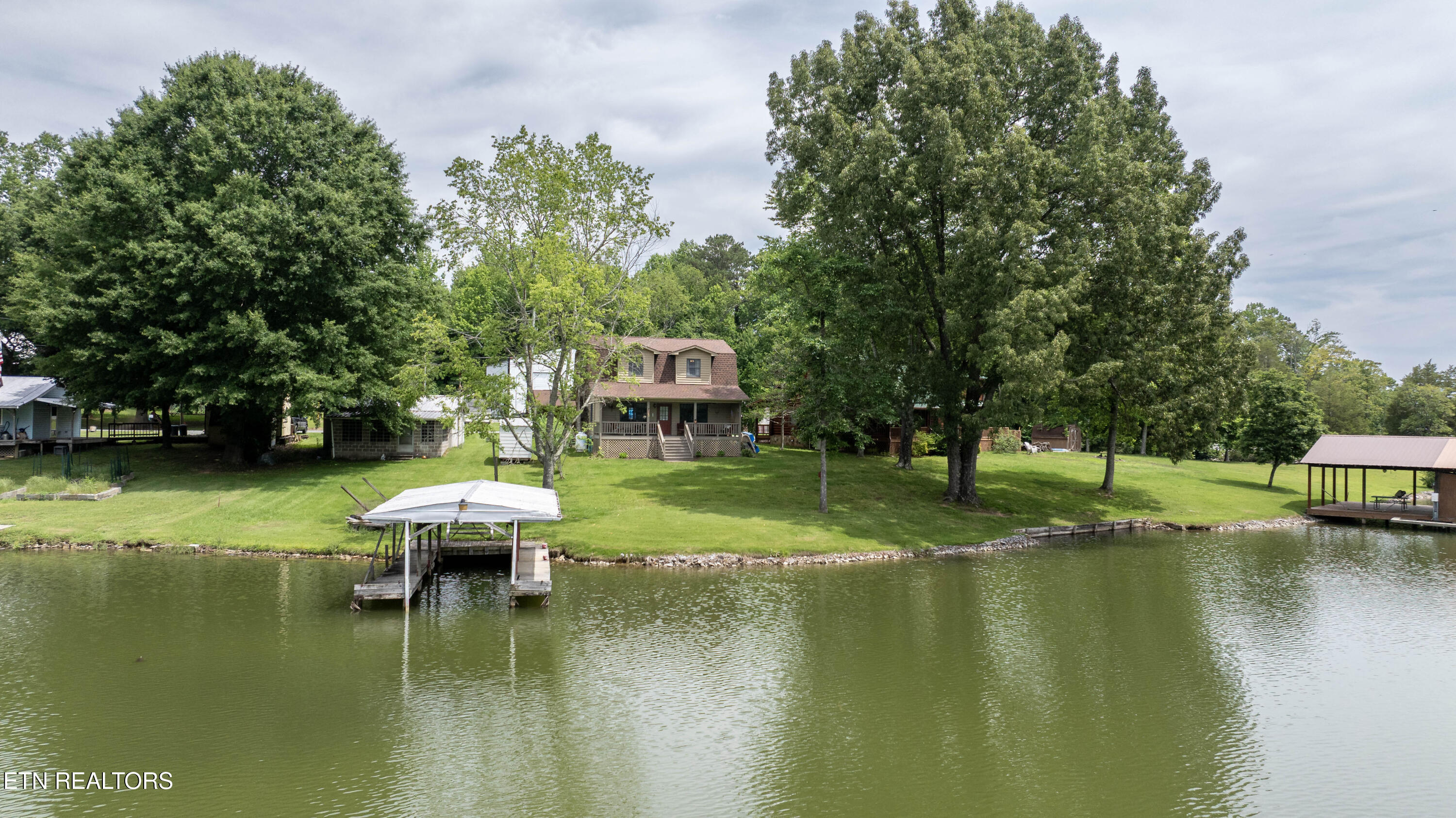 246 Howell Drive Spring City TN 37381