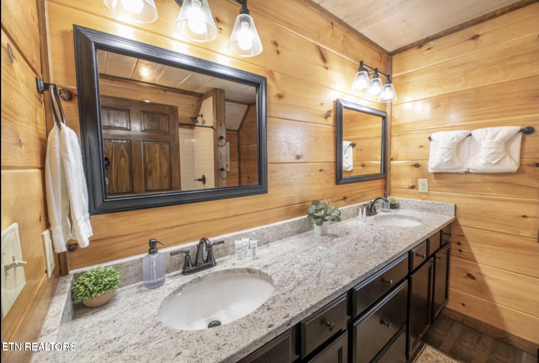 855 Osprey Way Pigeon Forge TN 37863