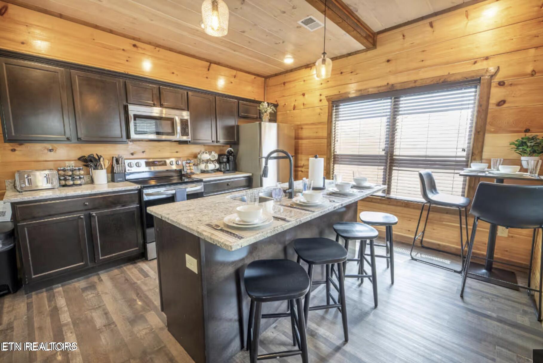 855 Osprey Way Pigeon Forge TN 37863