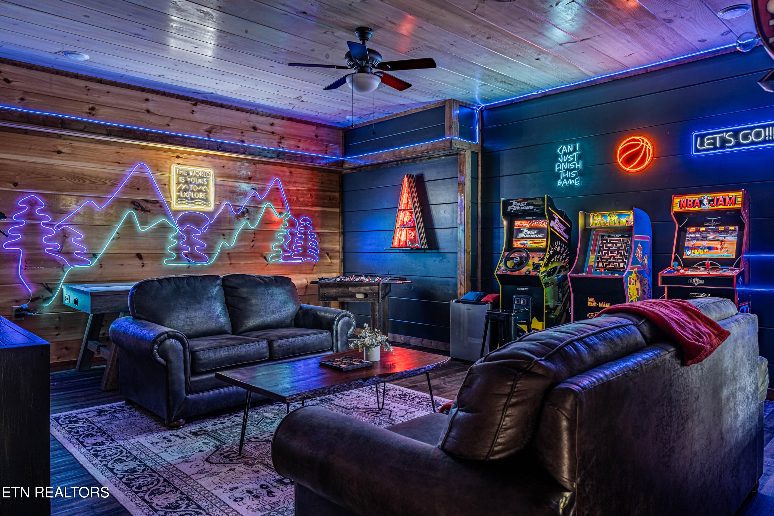 855 Osprey Way Pigeon Forge TN 37863