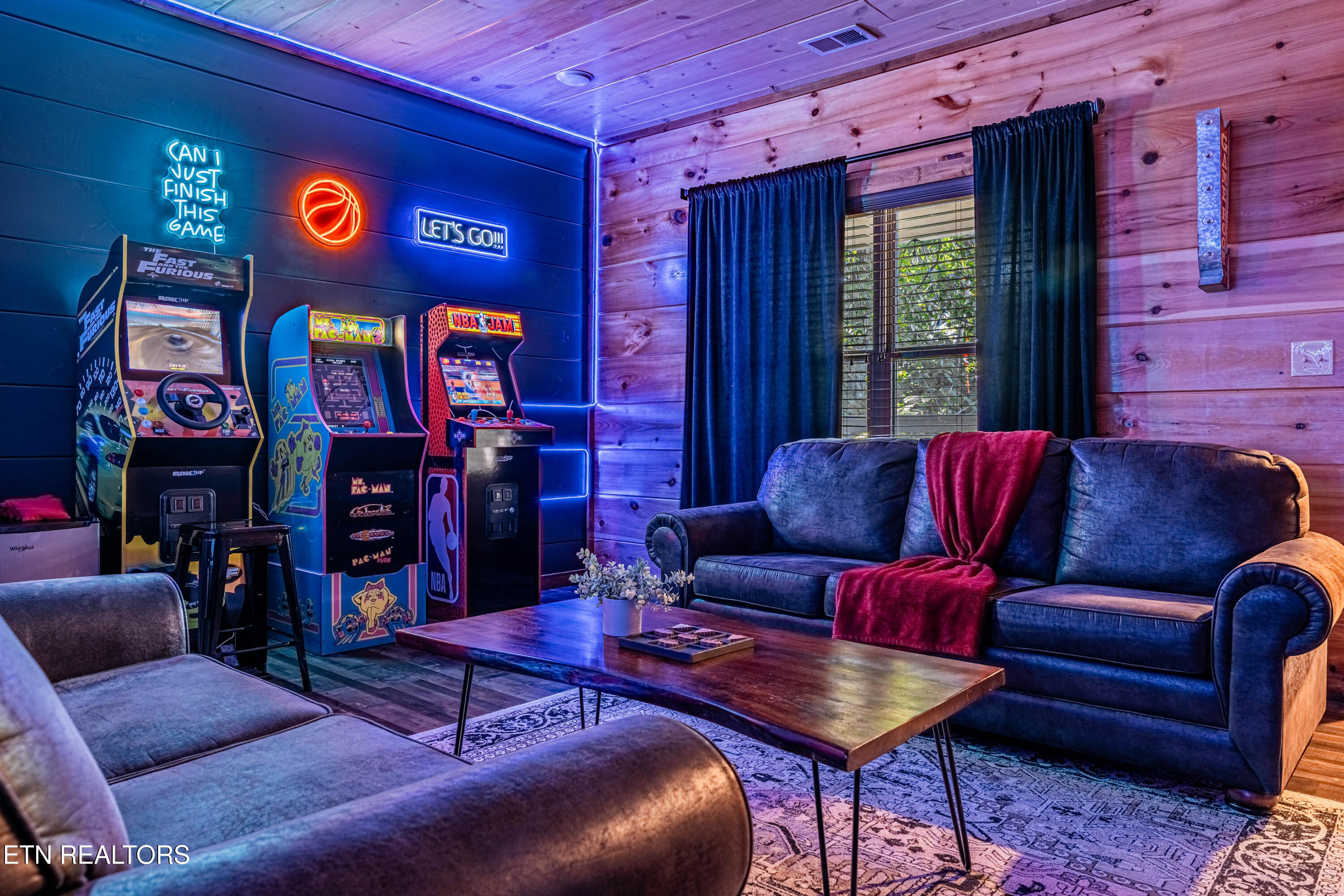 855 Osprey Way Pigeon Forge TN 37863
