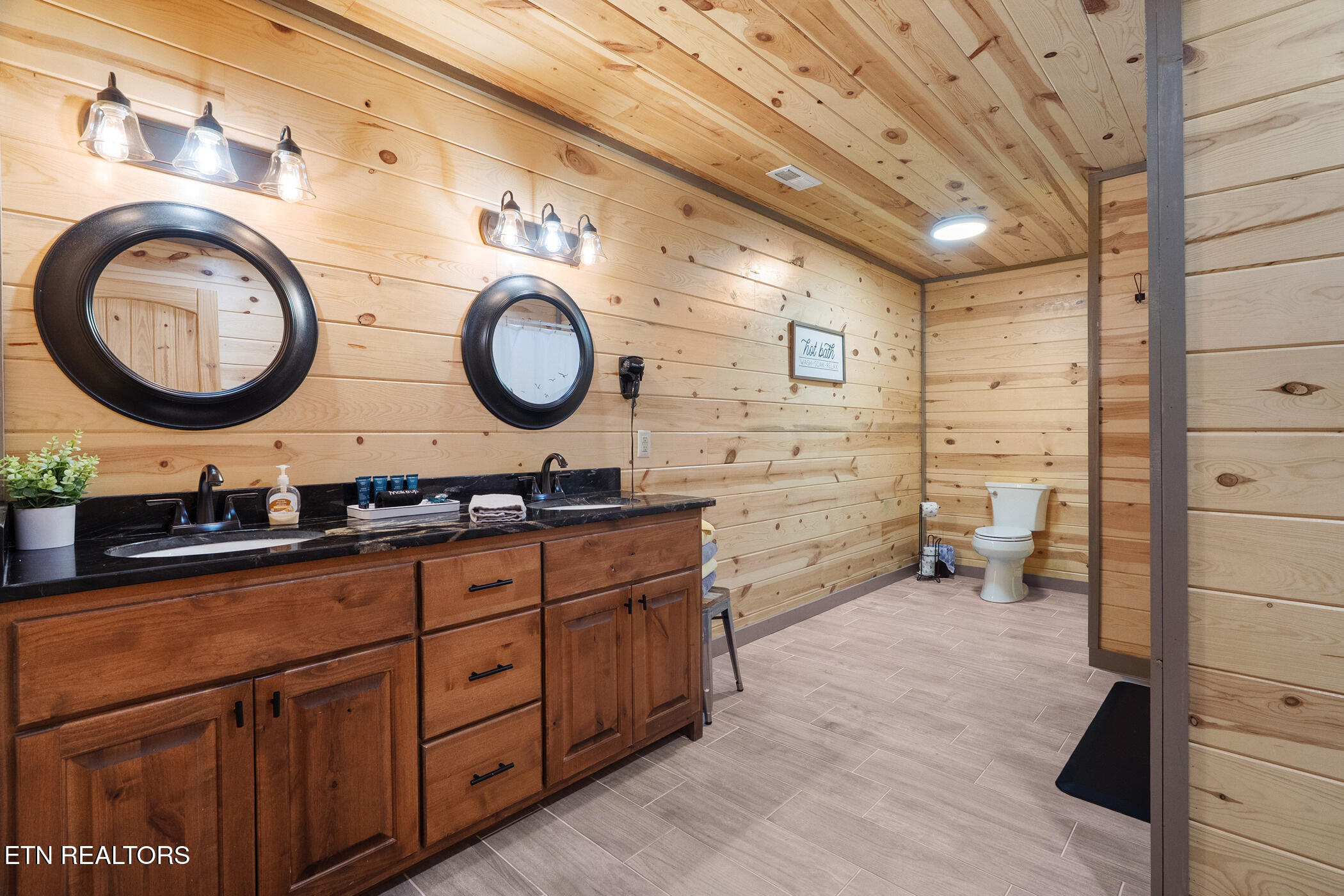 2612 Cloud View Drive Sevierville TN 37862