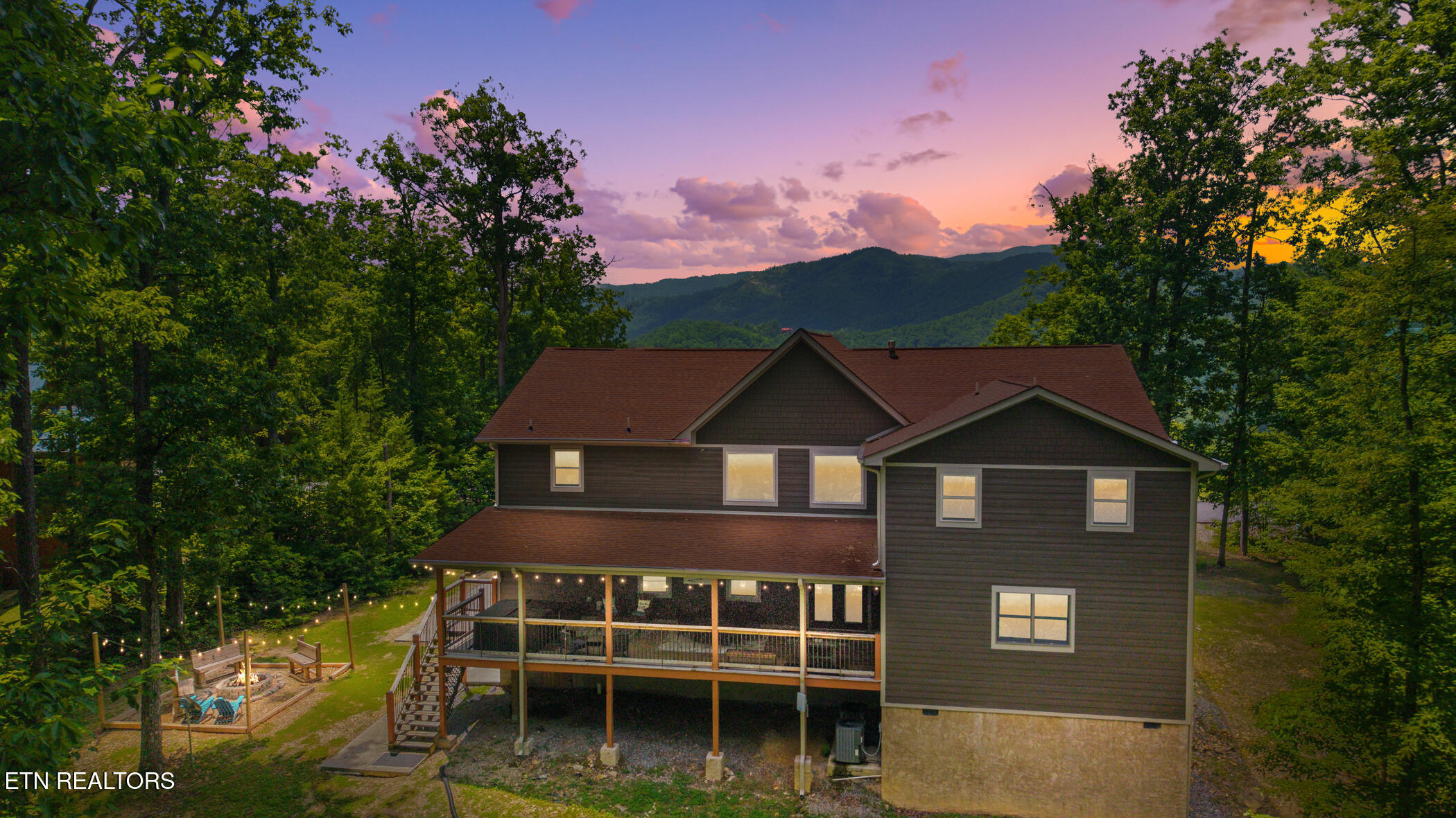 2612 Cloud View Drive Sevierville TN 37862