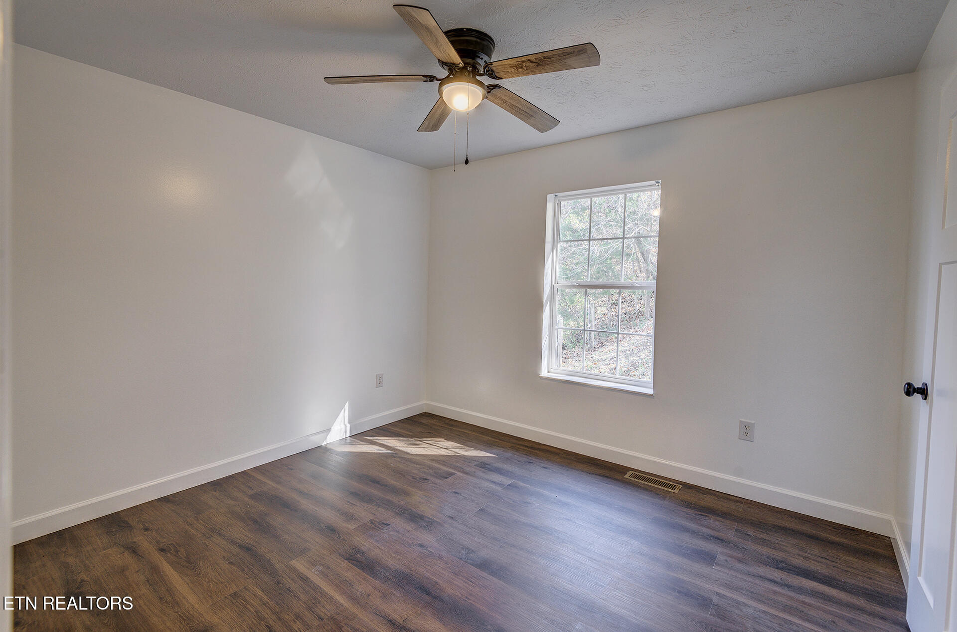 503 Long Avenue Newport TN 37821