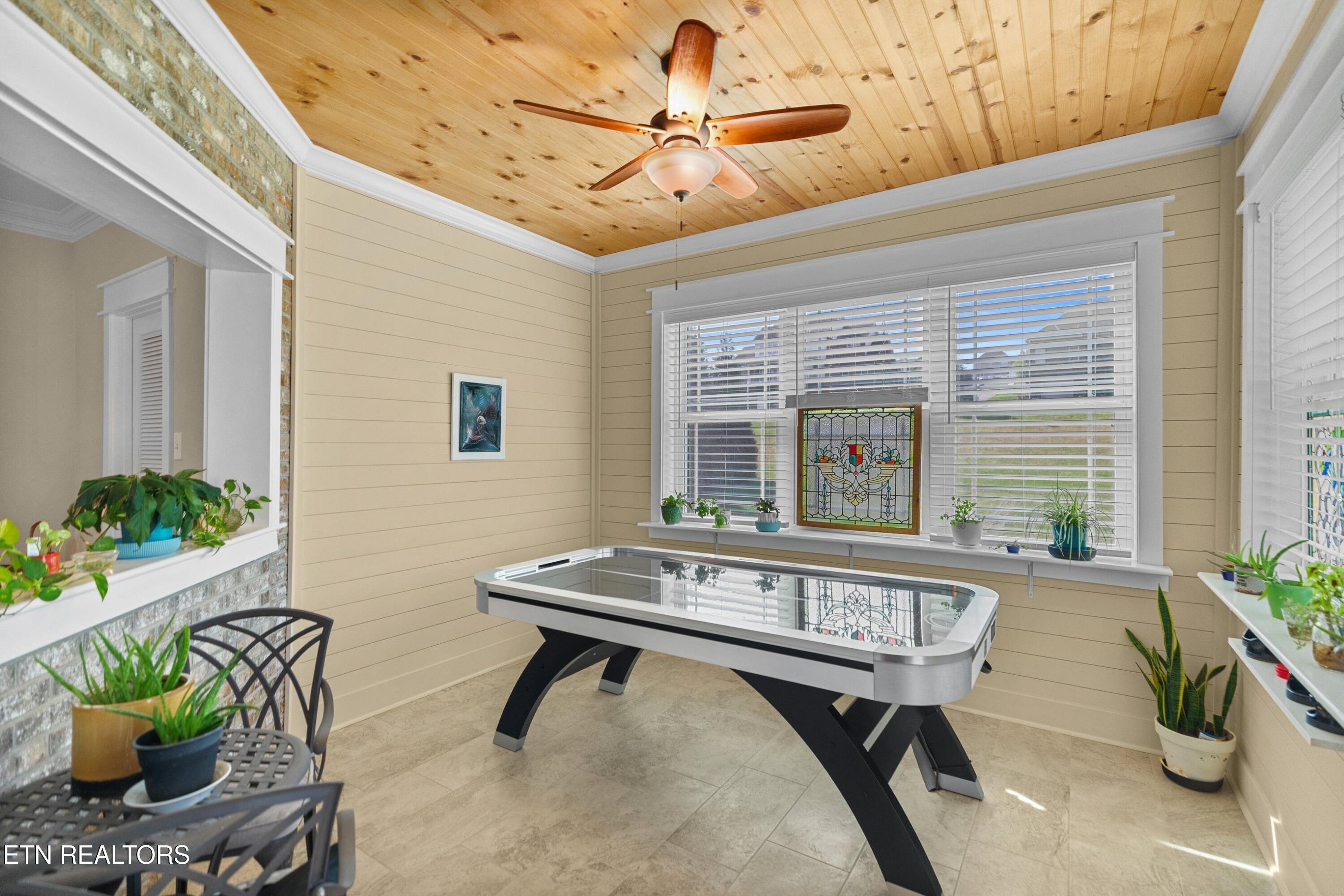 1410 River Run Circle Sevierville TN 37876