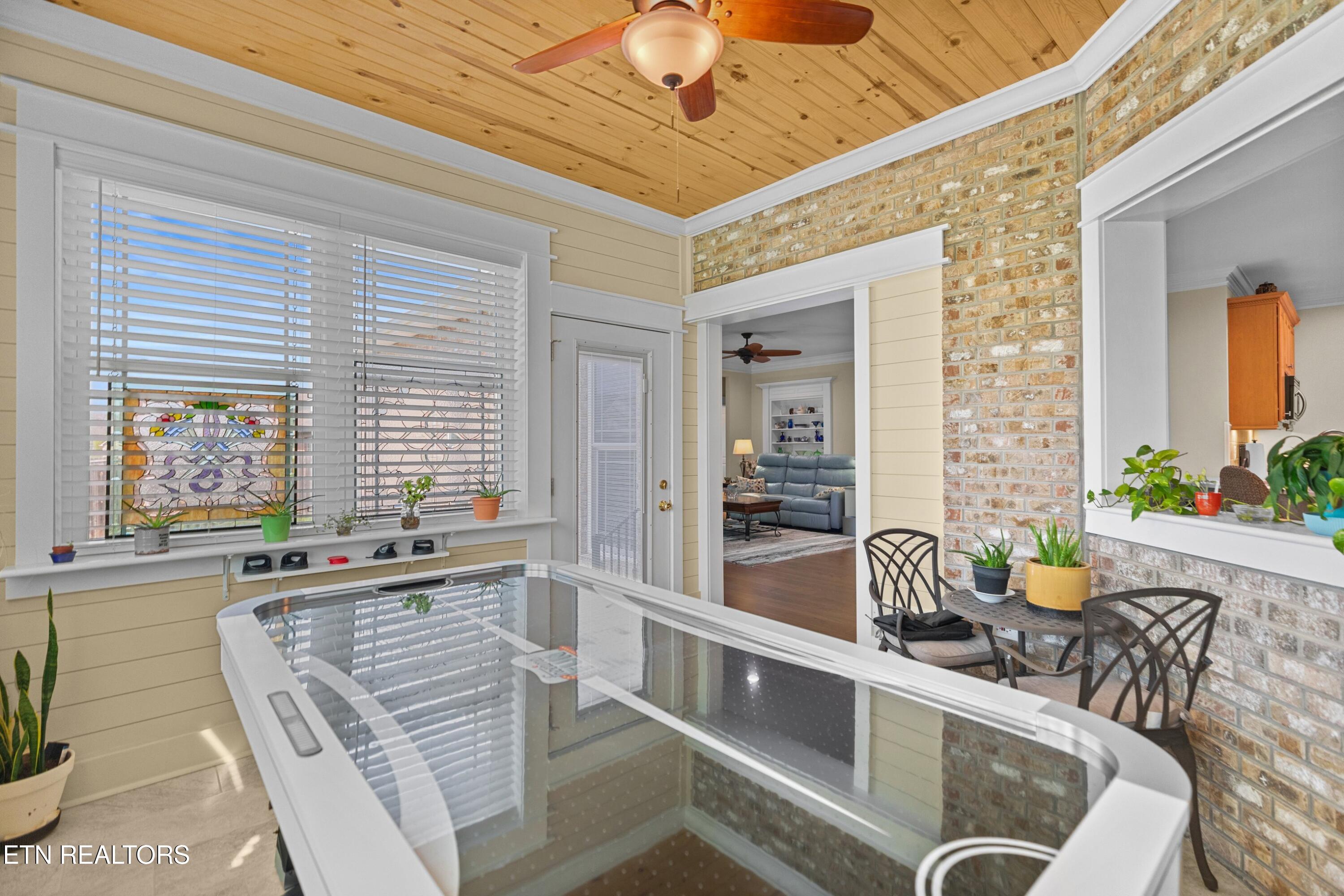 1410 River Run Circle Sevierville TN 37876