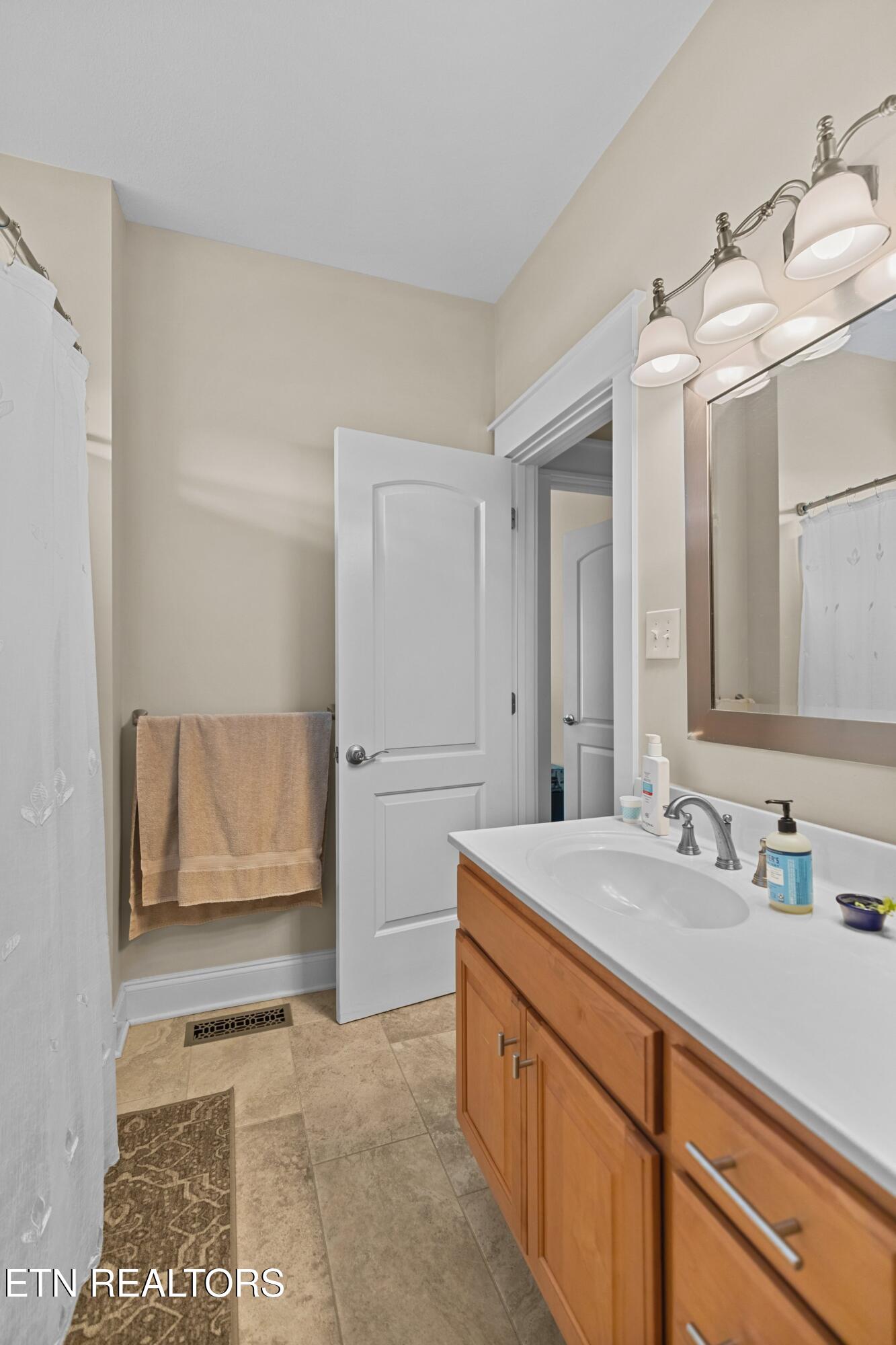 1410 River Run Circle Sevierville TN 37876