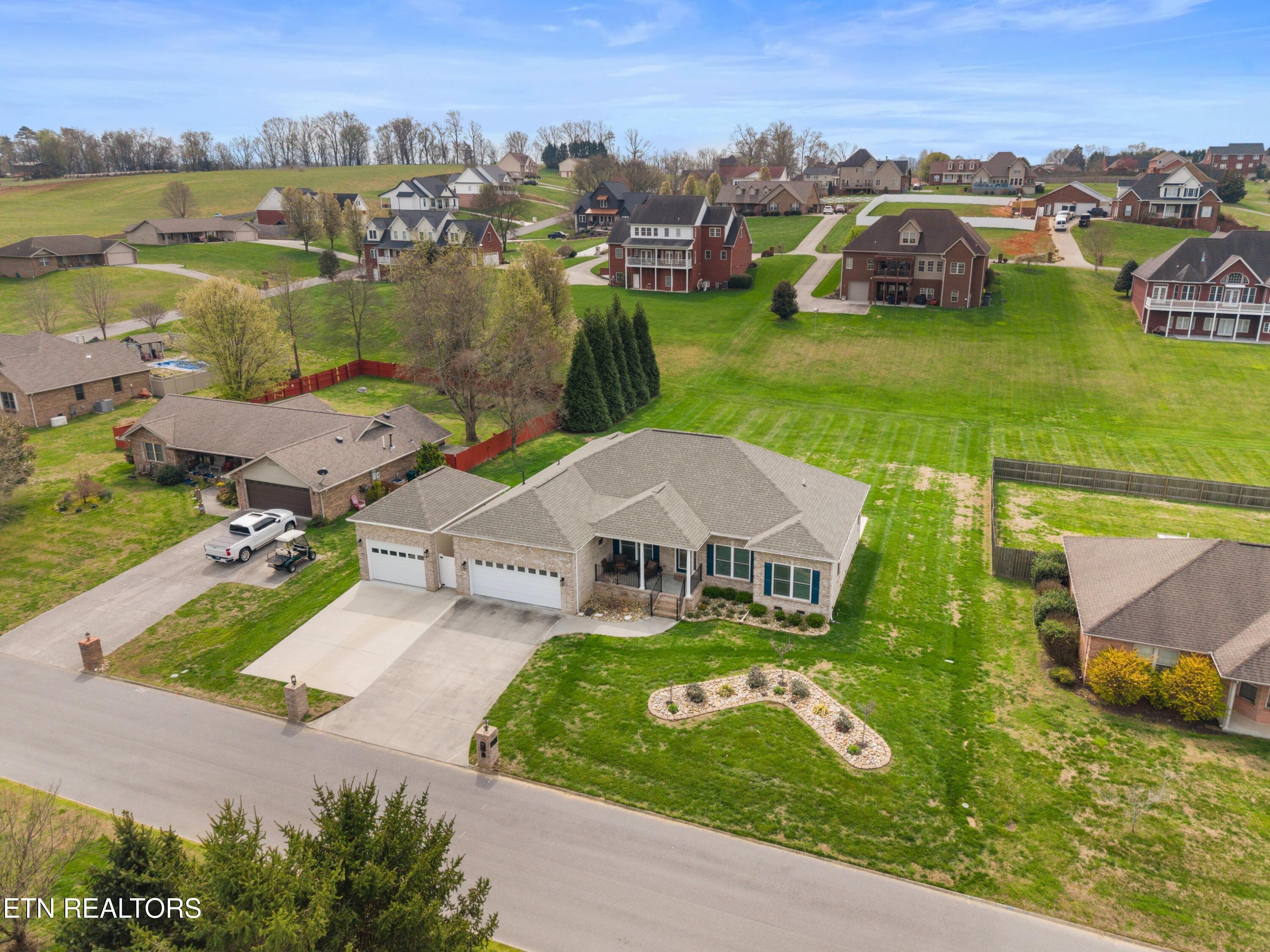 1410 River Run Circle Sevierville TN 37876