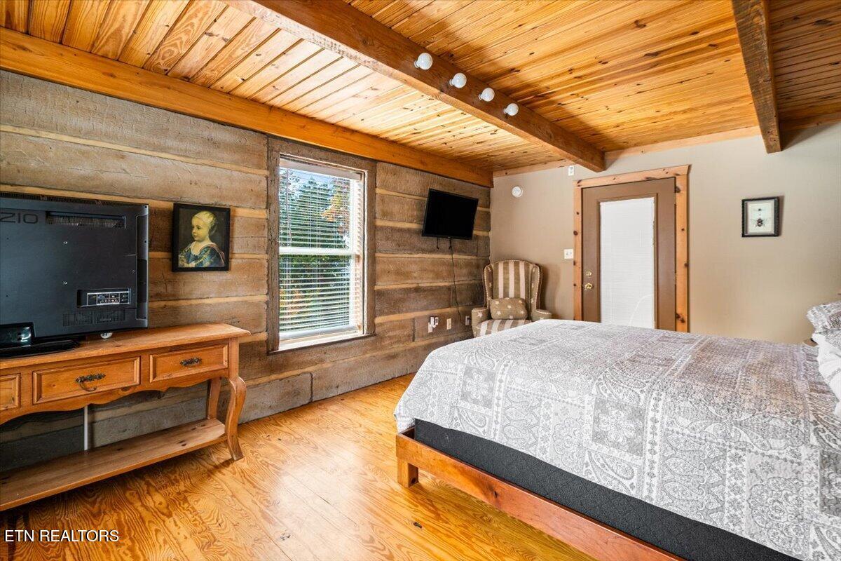 342 Chimney Rock Lane Lafollette TN 37766