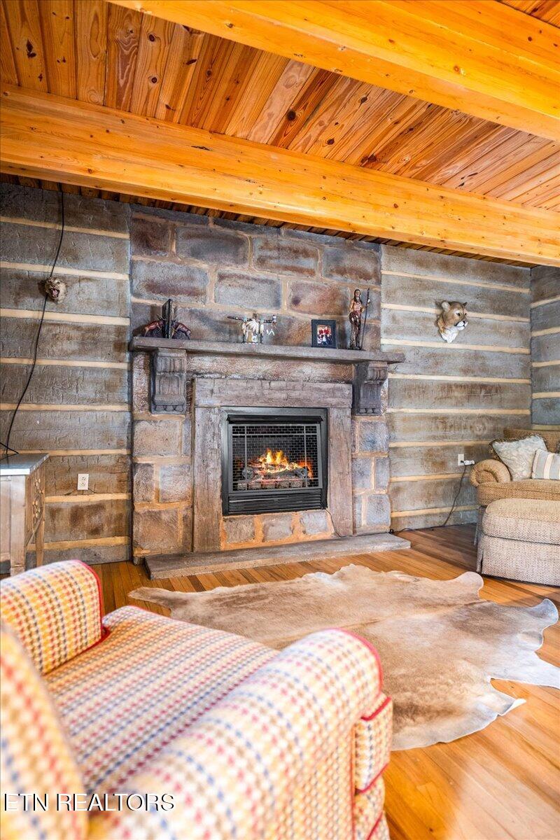 342 Chimney Rock Lane Lafollette TN 37766