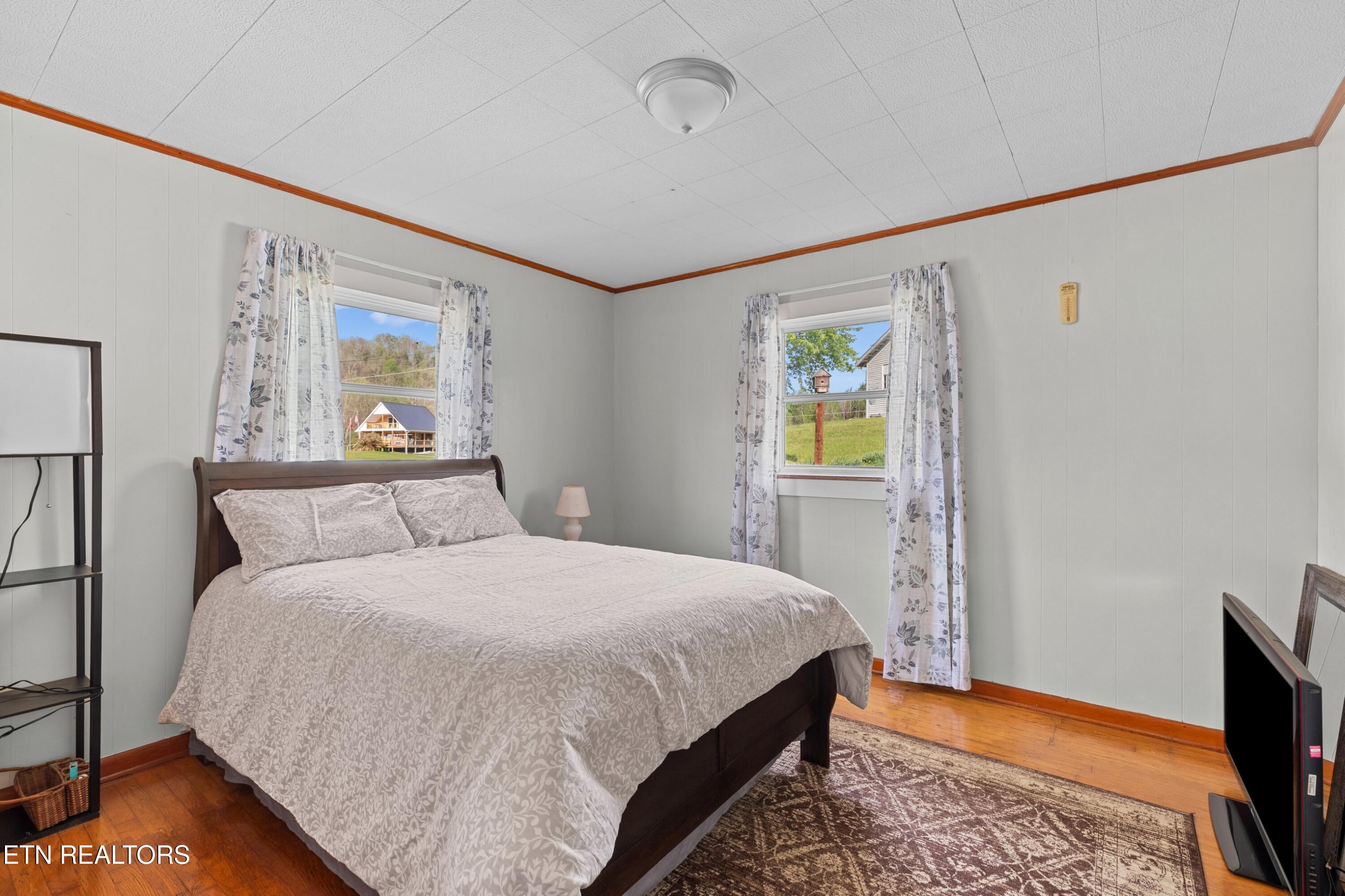 2846 Back Valley Road Sneedville TN 37869