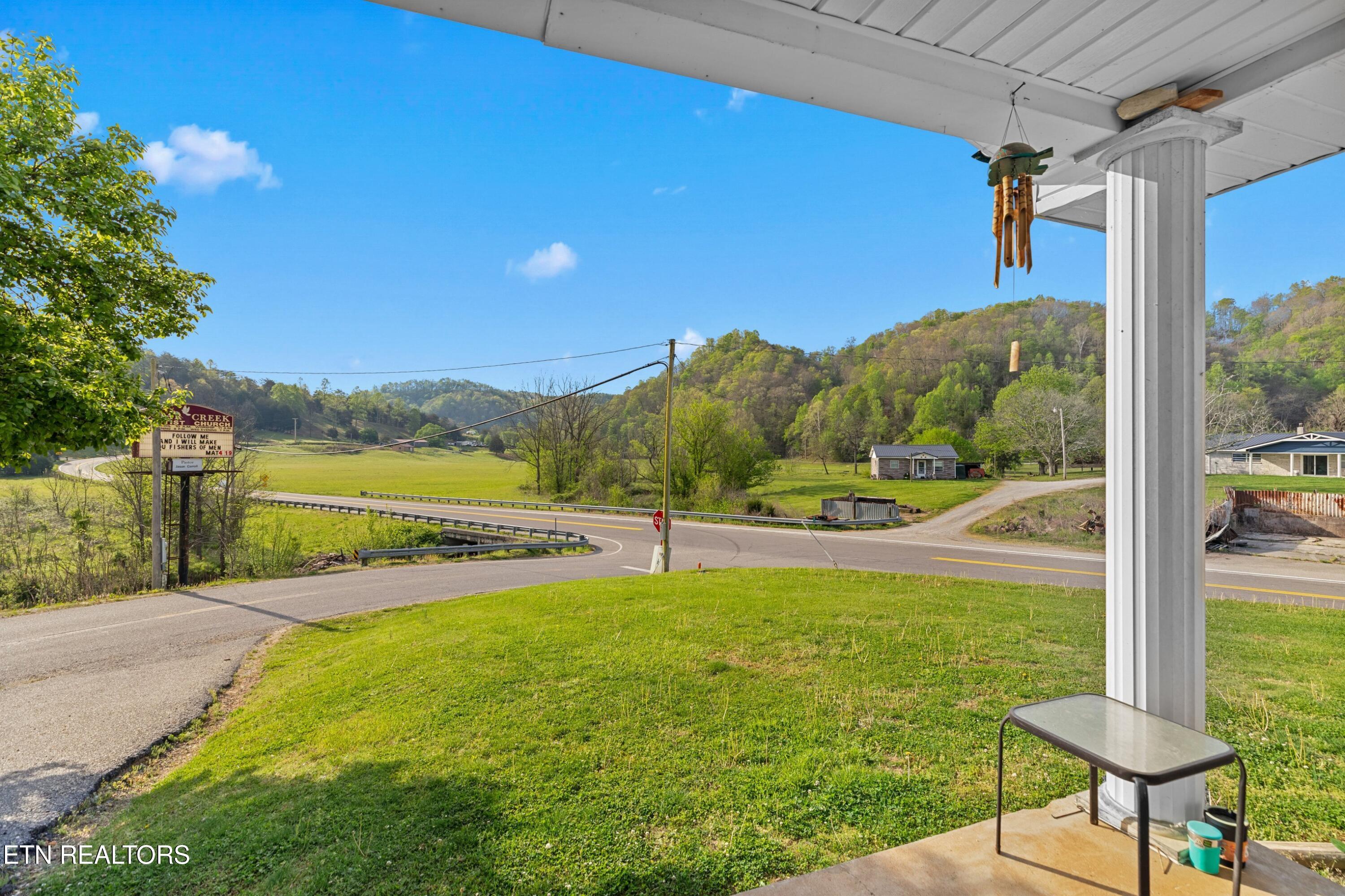 2846 Back Valley Road Sneedville TN 37869