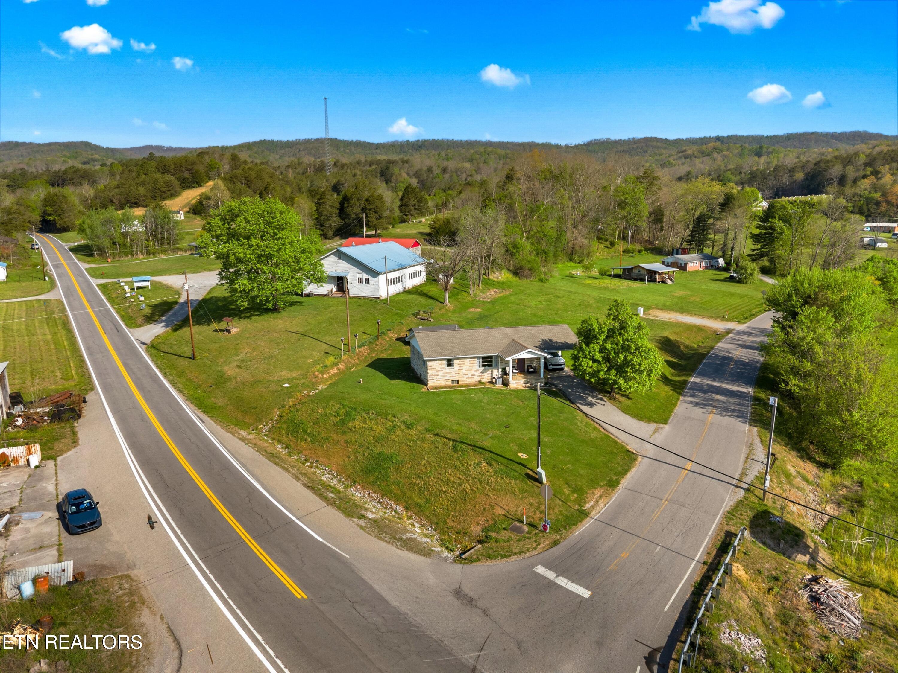 2846 Back Valley Road Sneedville TN 37869
