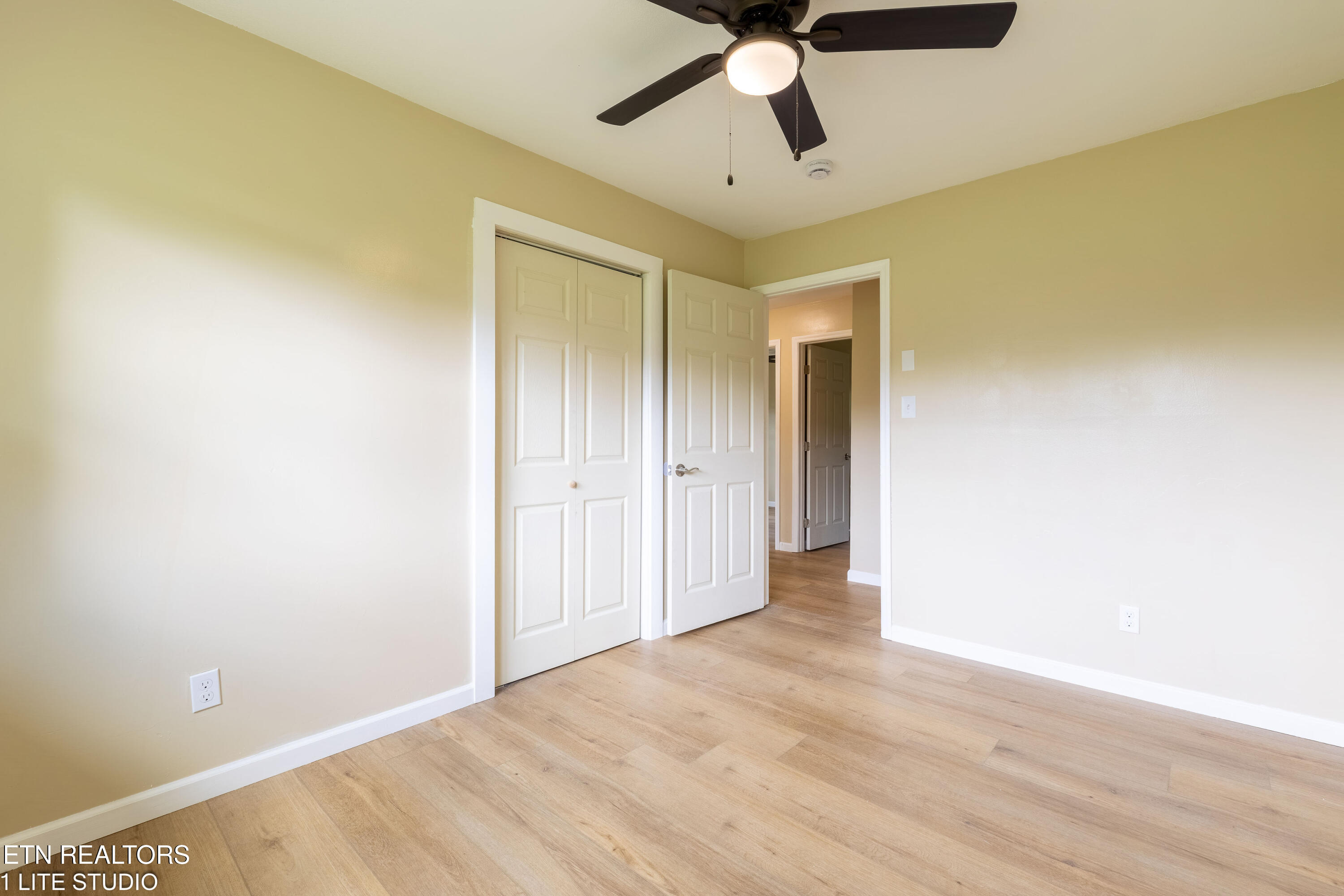 1658 Laurans Avenue Knoxville TN 37915