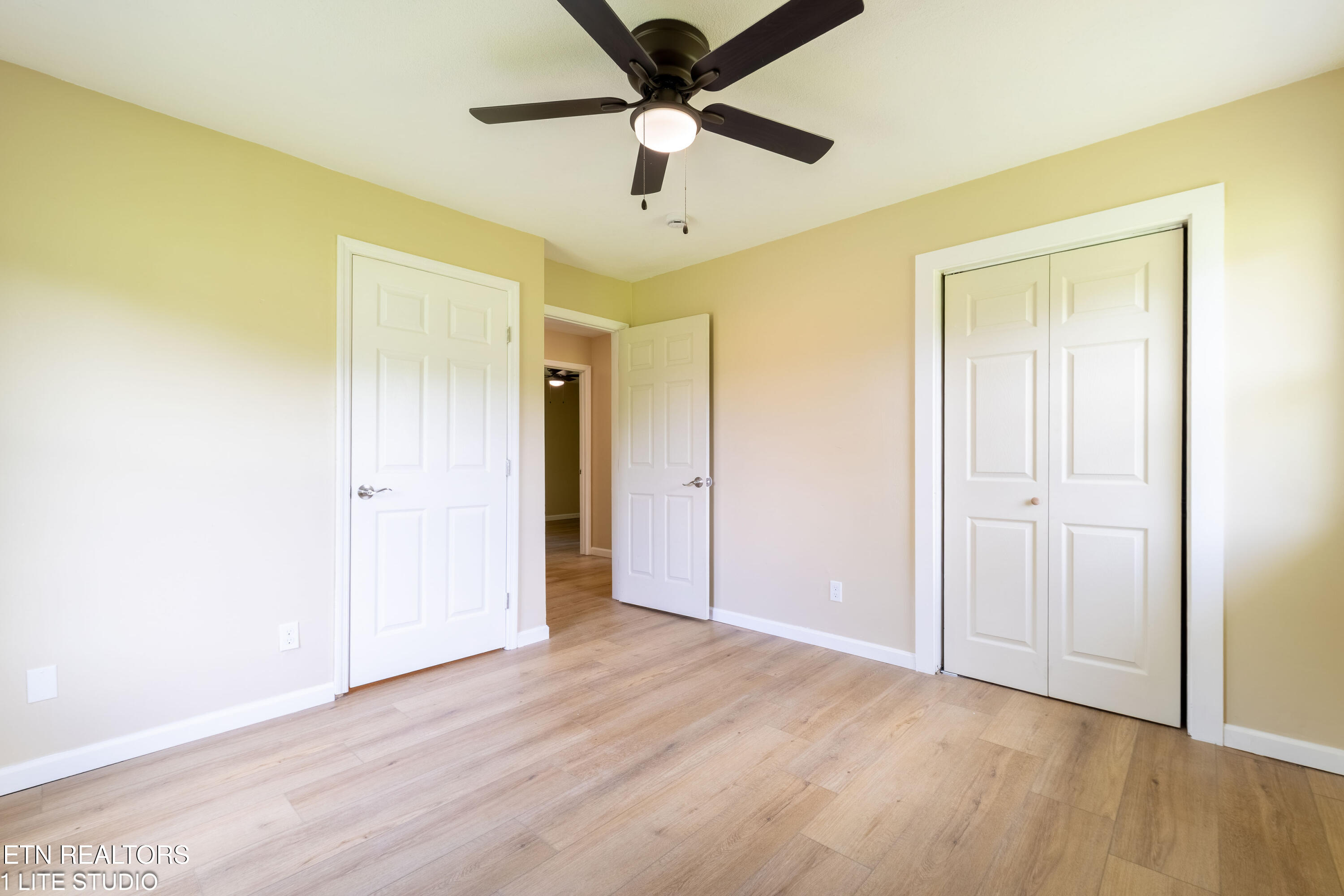 1658 Laurans Avenue Knoxville TN 37915