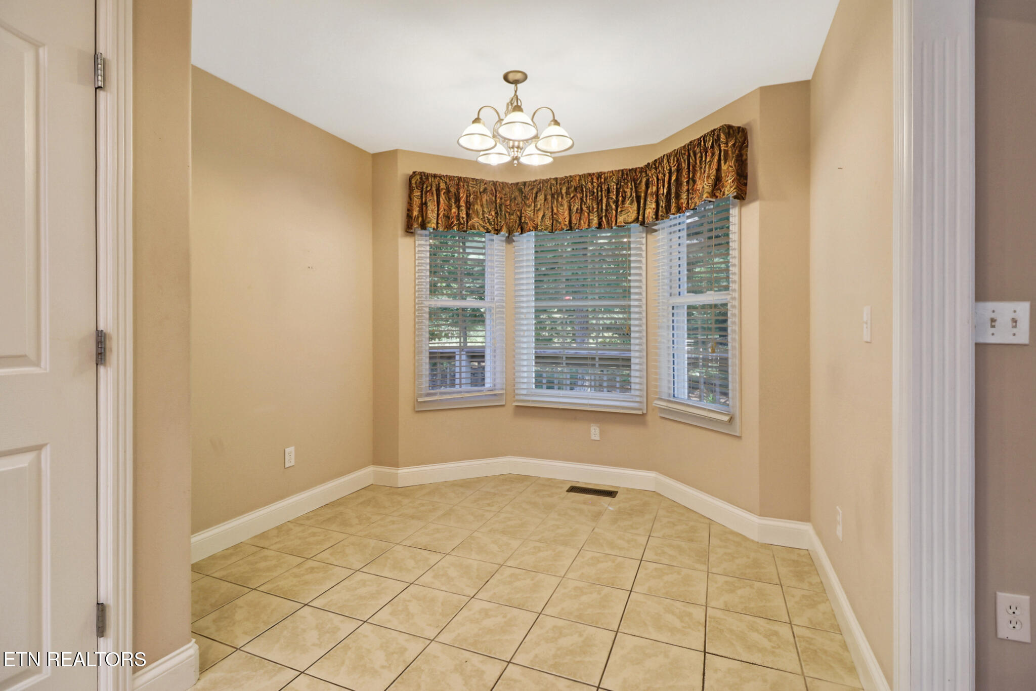 157 Cromwell Lane Crossville TN 38558