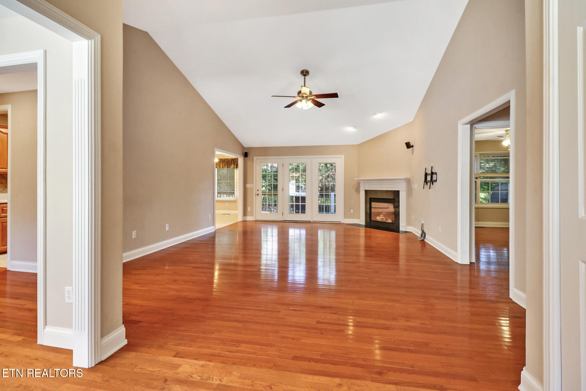 157 Cromwell Lane Crossville TN 38558