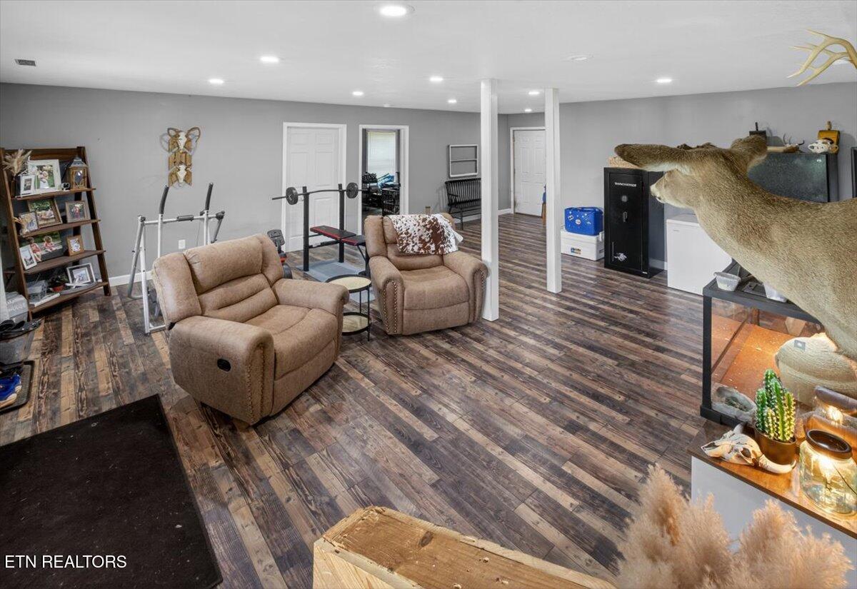 2560 Schisandra Lane Cosby TN 37722