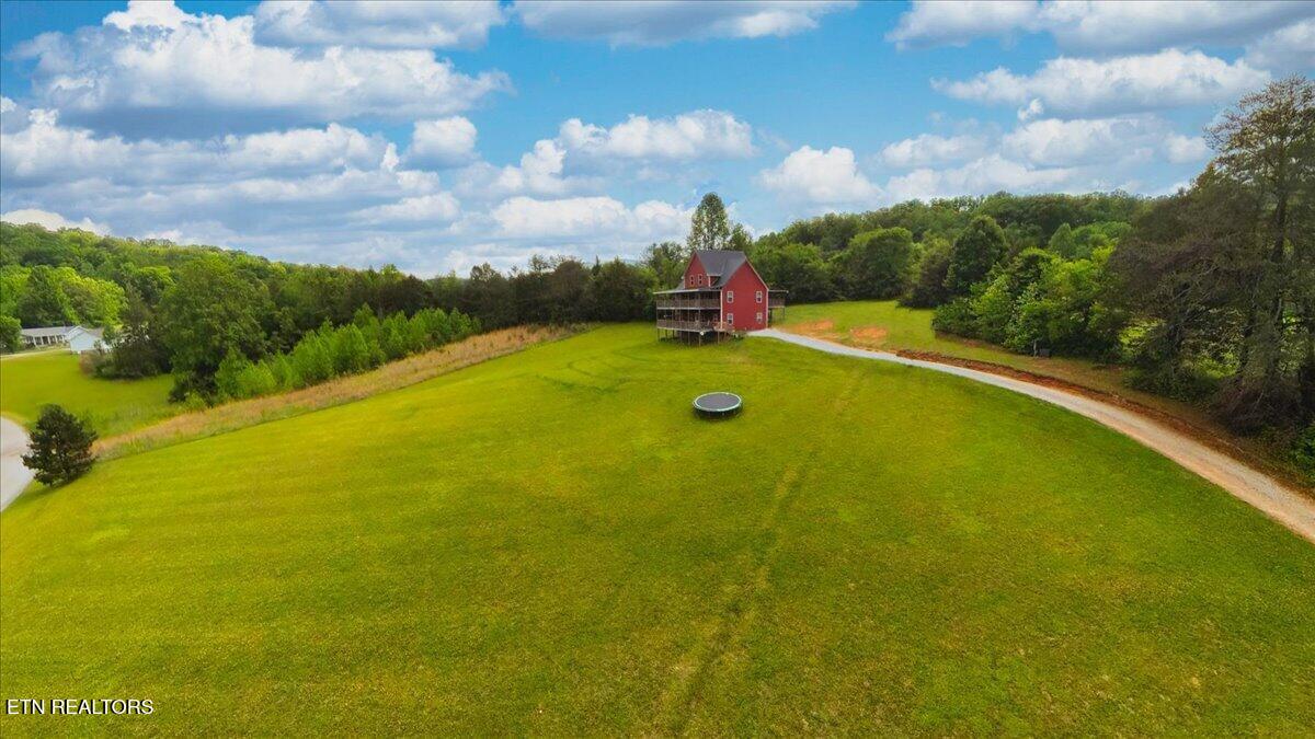 2560 Schisandra Lane Cosby TN 37722