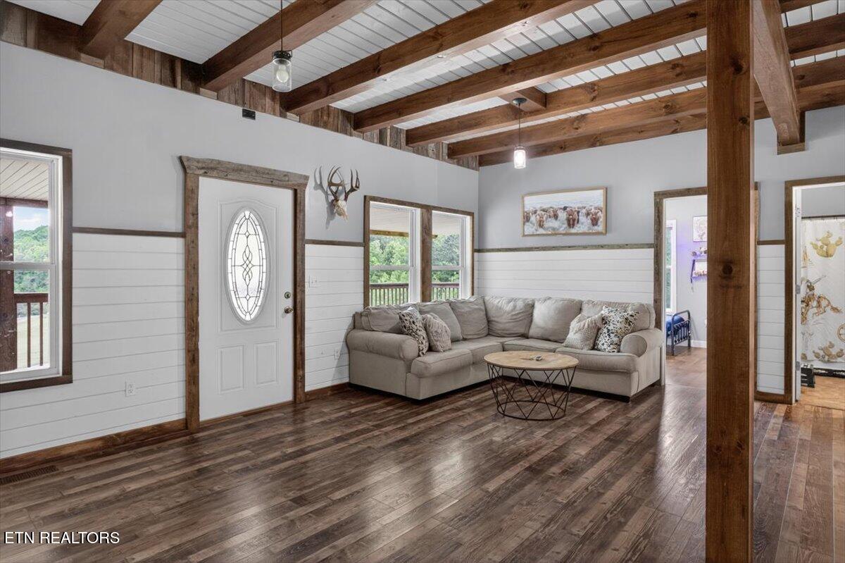 2560 Schisandra Lane Cosby TN 37722