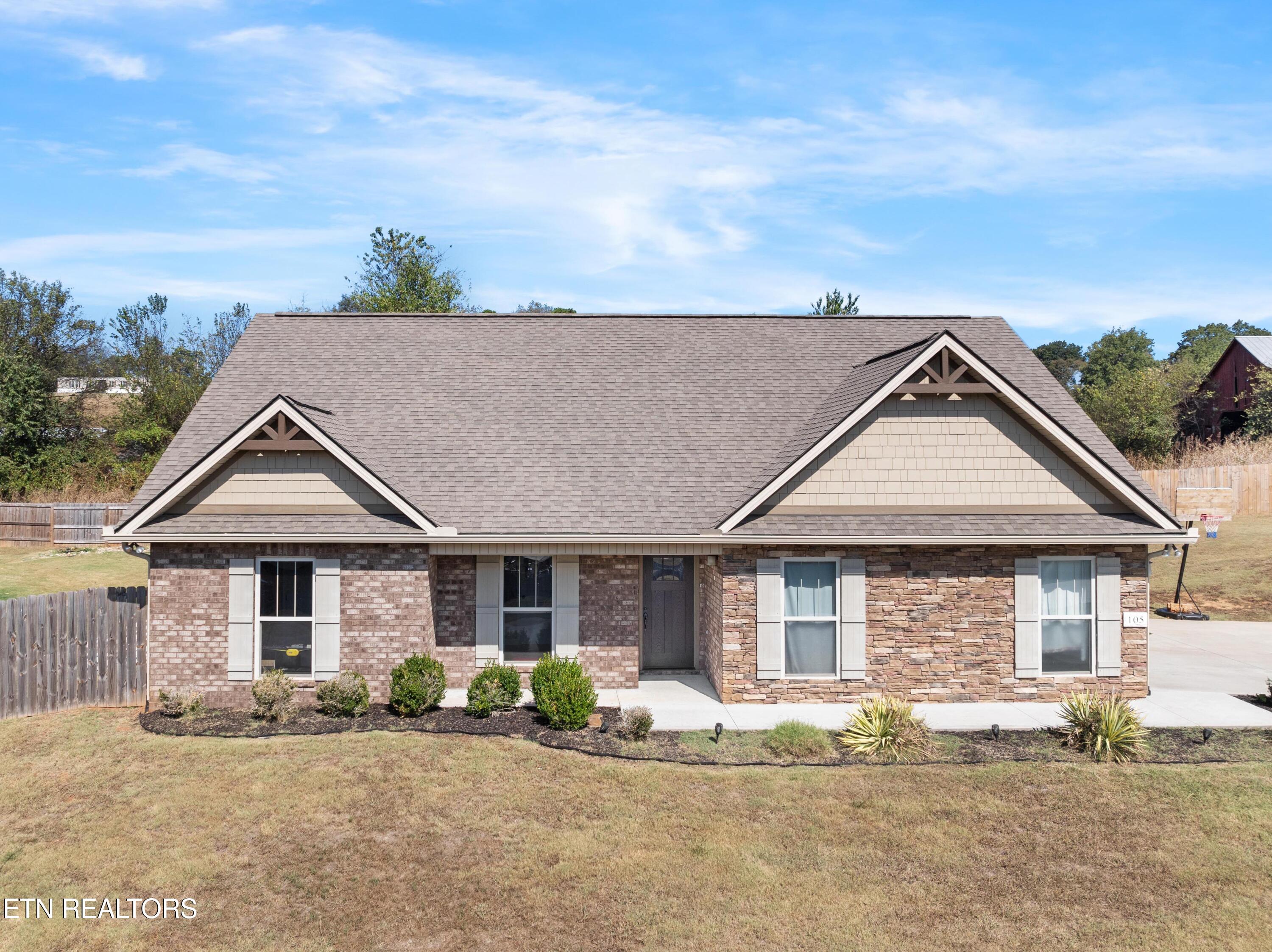 105 Montgomery Farms Drive Friendsville TN 37737