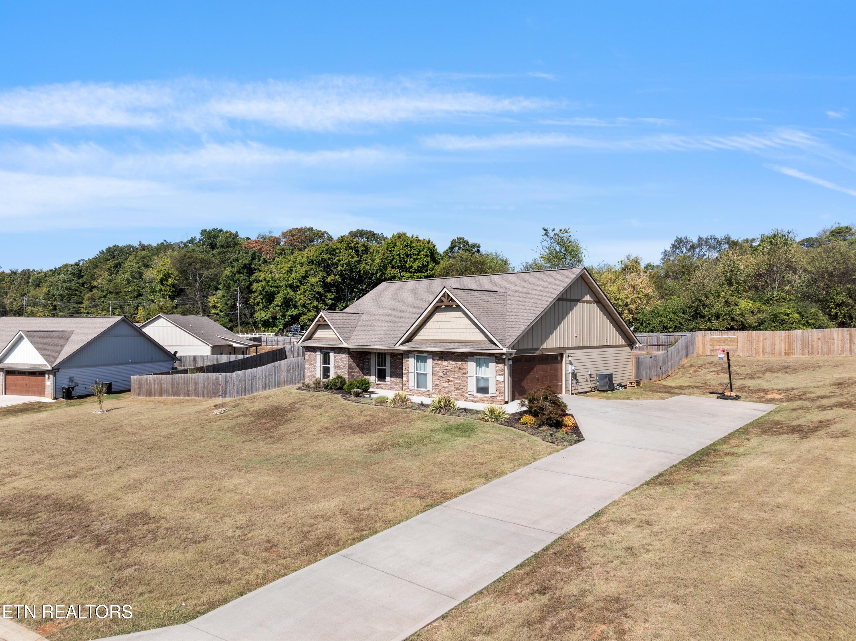 105 Montgomery Farms Drive Friendsville TN 37737