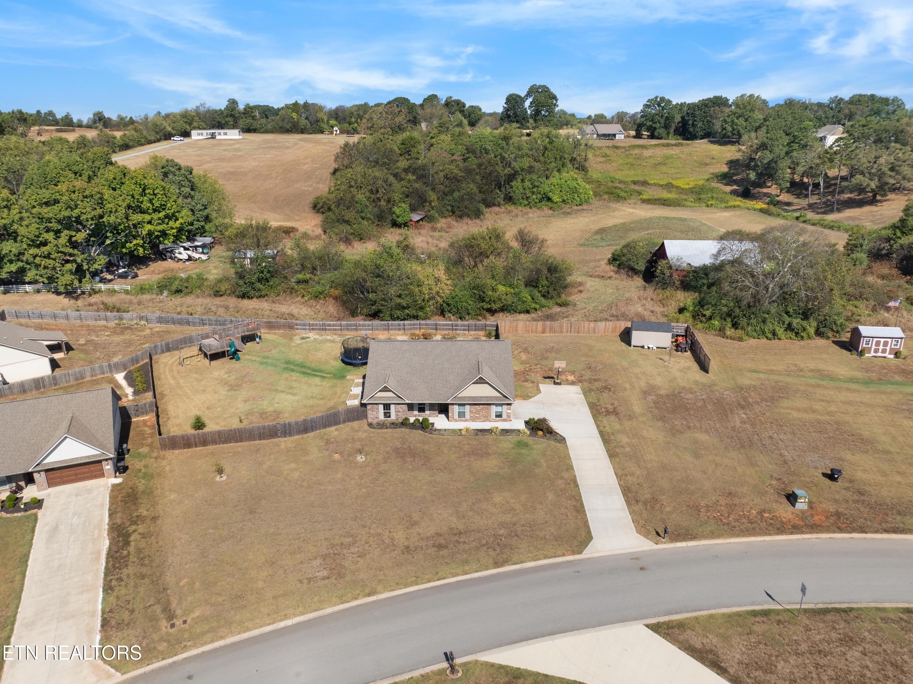 105 Montgomery Farms Drive Friendsville TN 37737