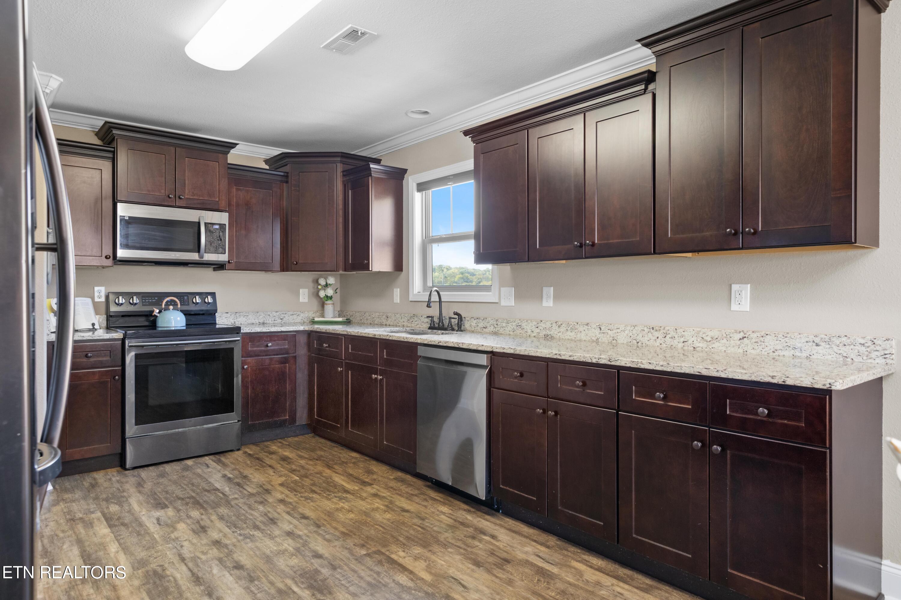 105 Montgomery Farms Drive Friendsville TN 37737