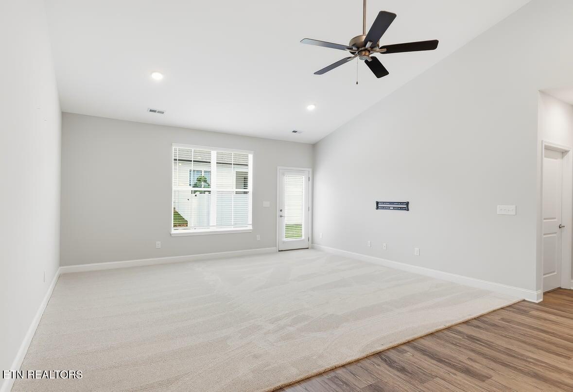176 Gray Wolf Way Lenoir City TN 37771