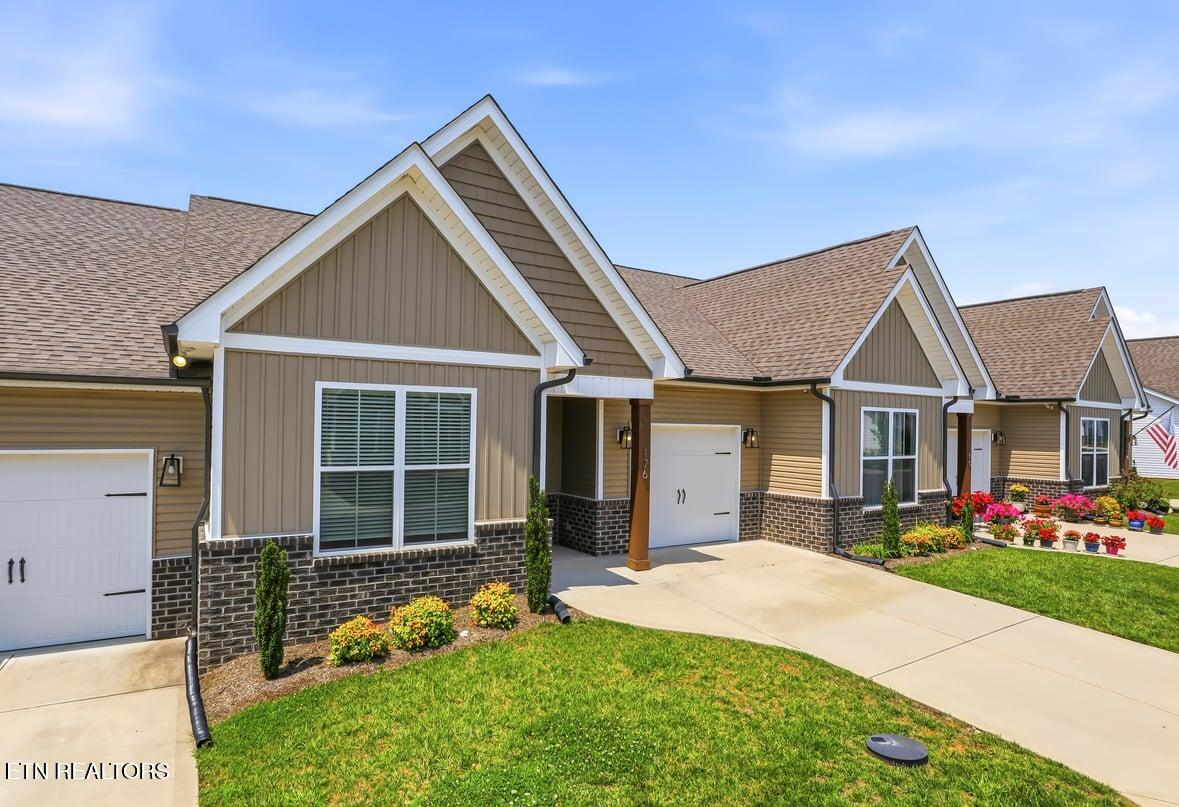 176 Gray Wolf Way Lenoir City TN 37771