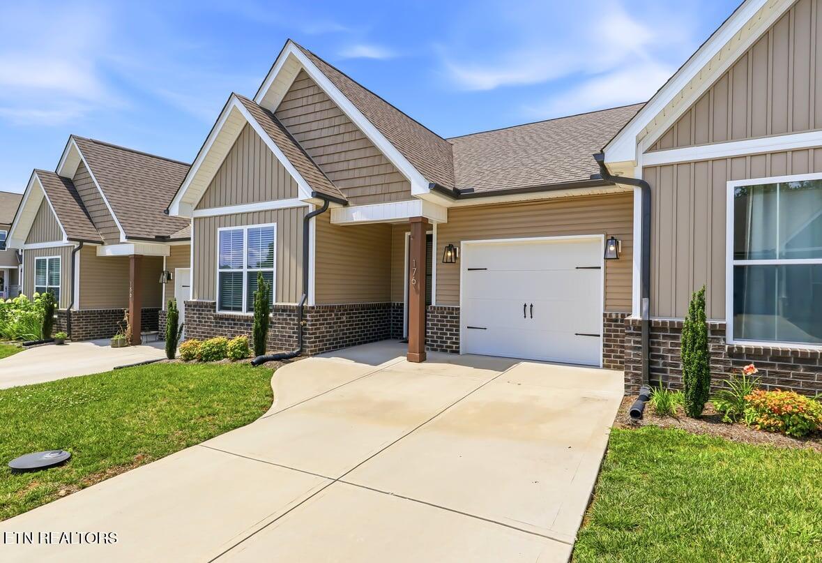 176 Gray Wolf Way Lenoir City TN 37771
