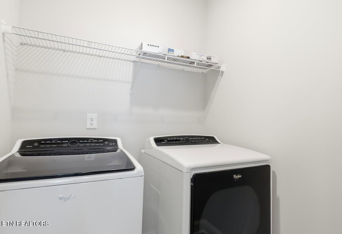 176 Gray Wolf Way Lenoir City TN 37771