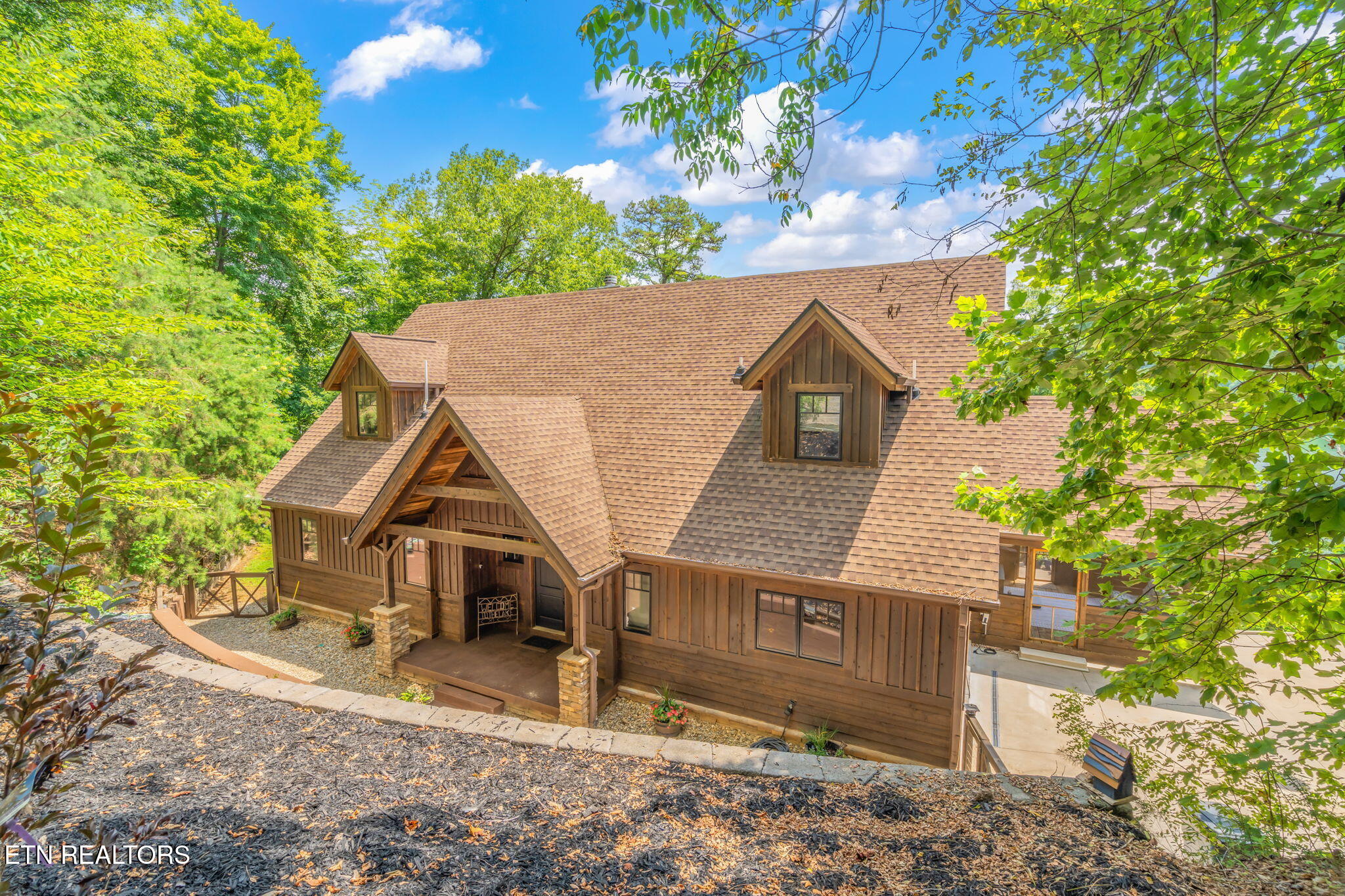 New Tazewell TN, 168 Rockfish Point