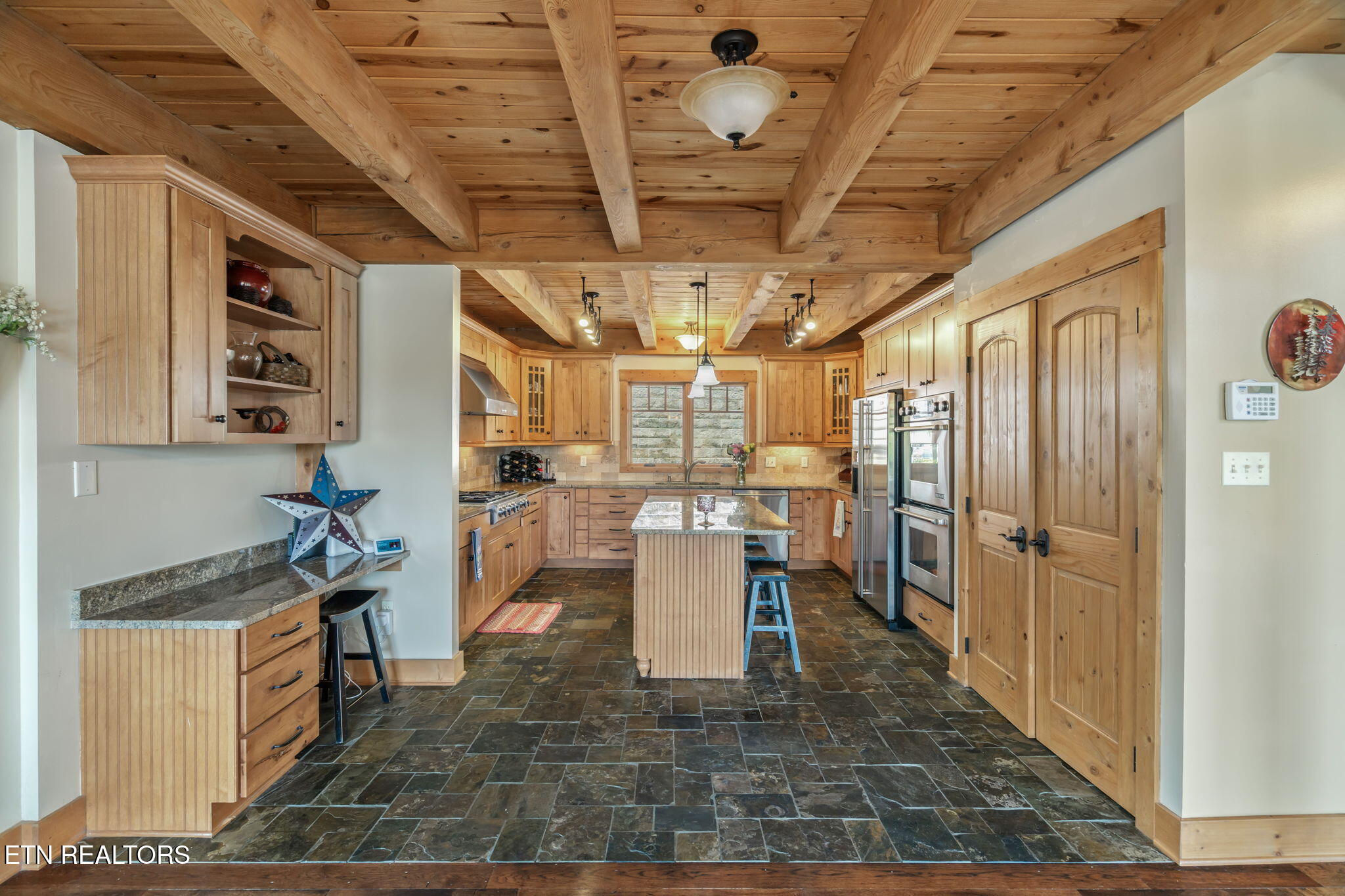 168 Rockfish Point New Tazewell TN 37825