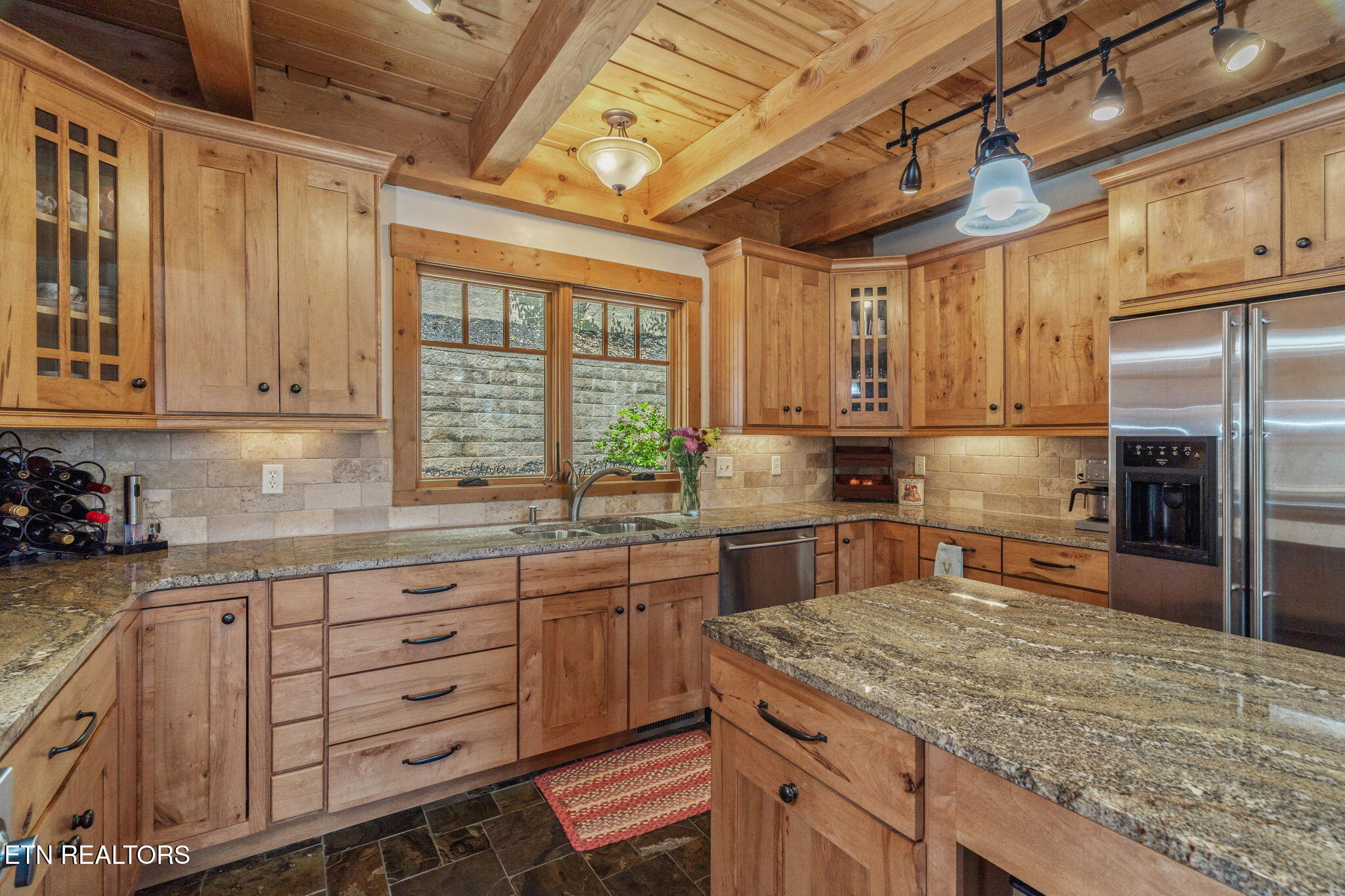 168 Rockfish Point New Tazewell TN 37825