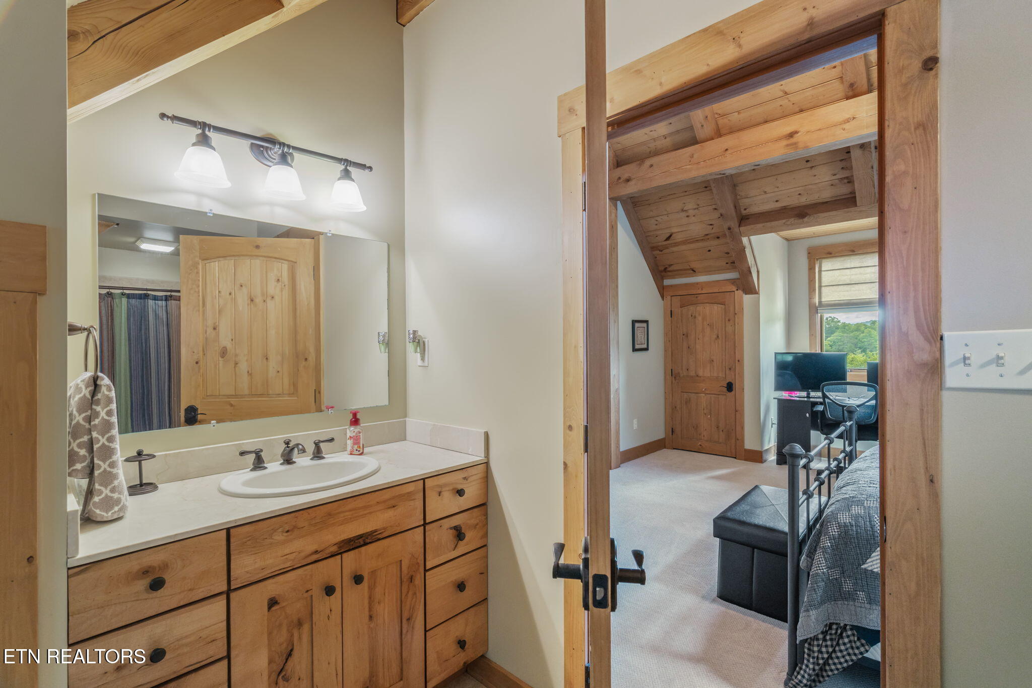 168 Rockfish Point New Tazewell TN 37825