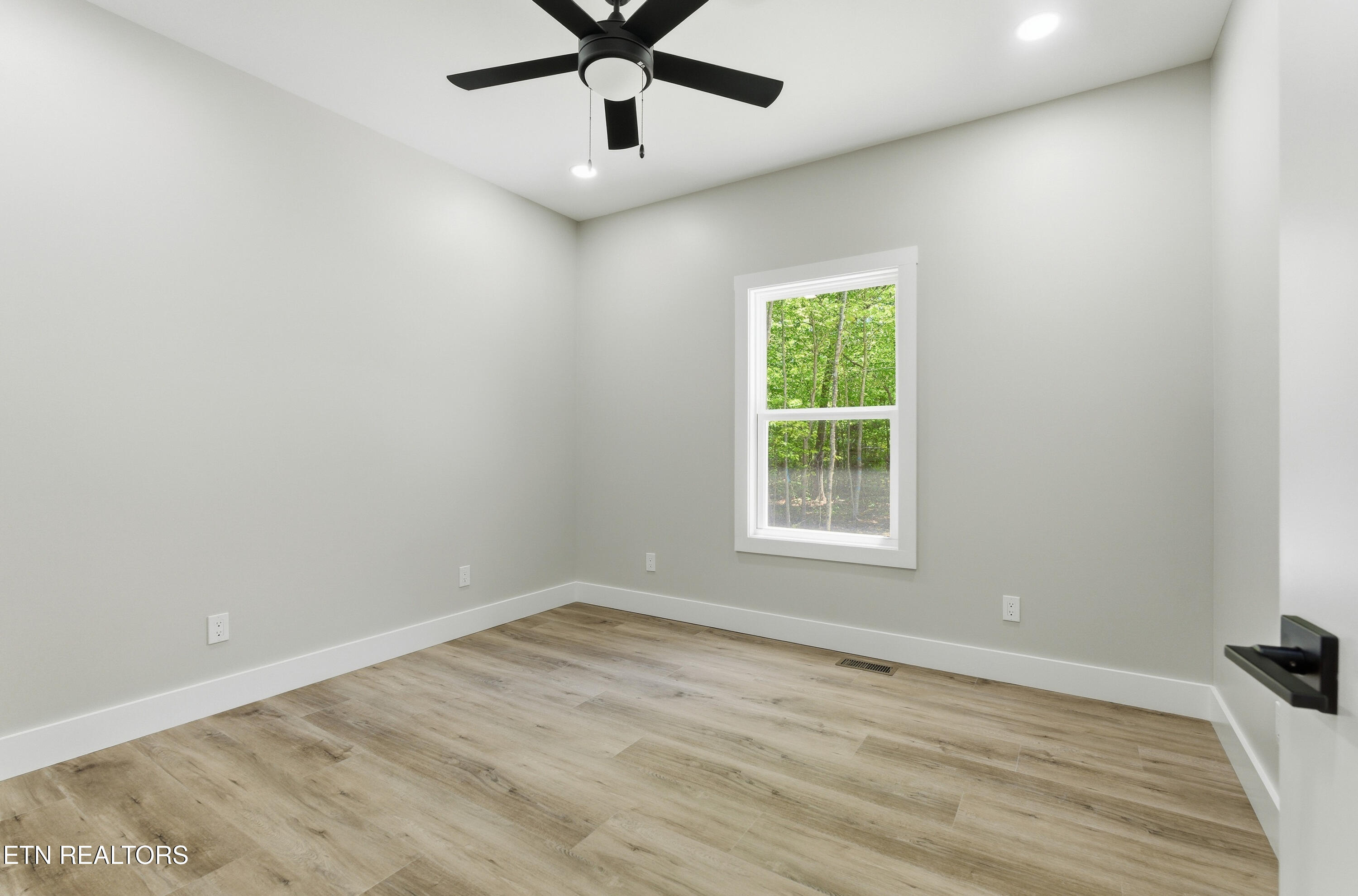 177 Hawes Circle Crossville TN 38558