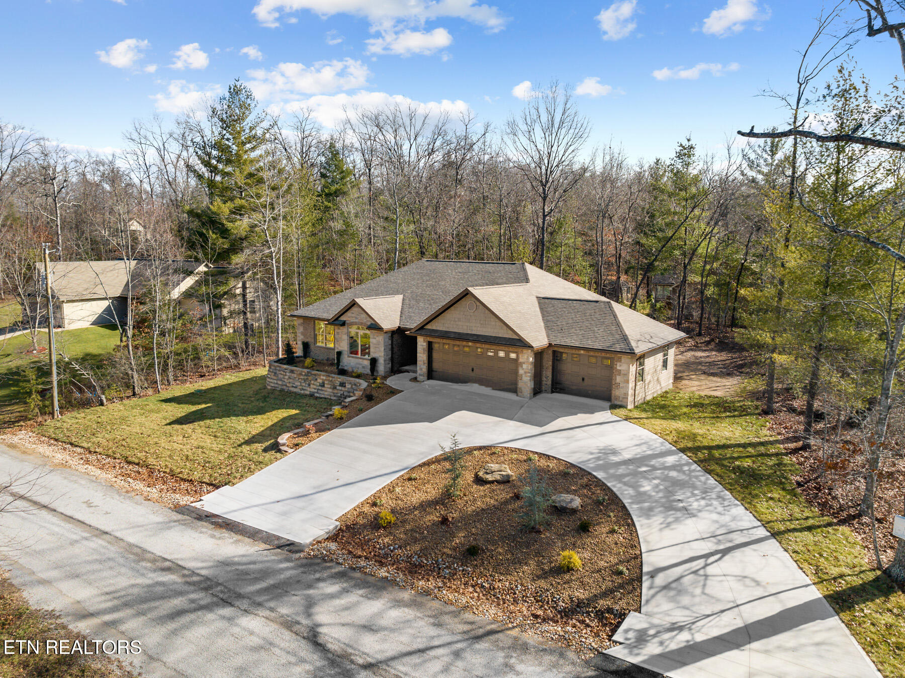 140 Windsor Road Fairfield Glade TN 38558