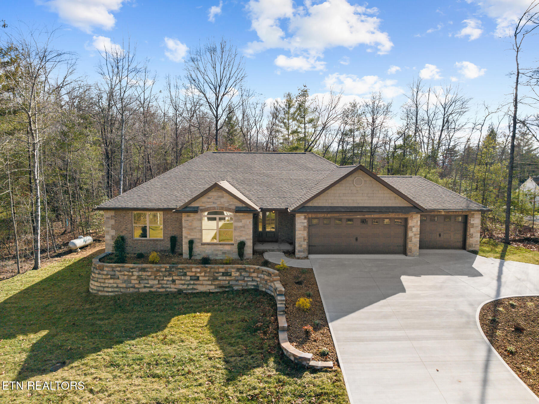 140 Windsor Road Fairfield Glade TN 38558