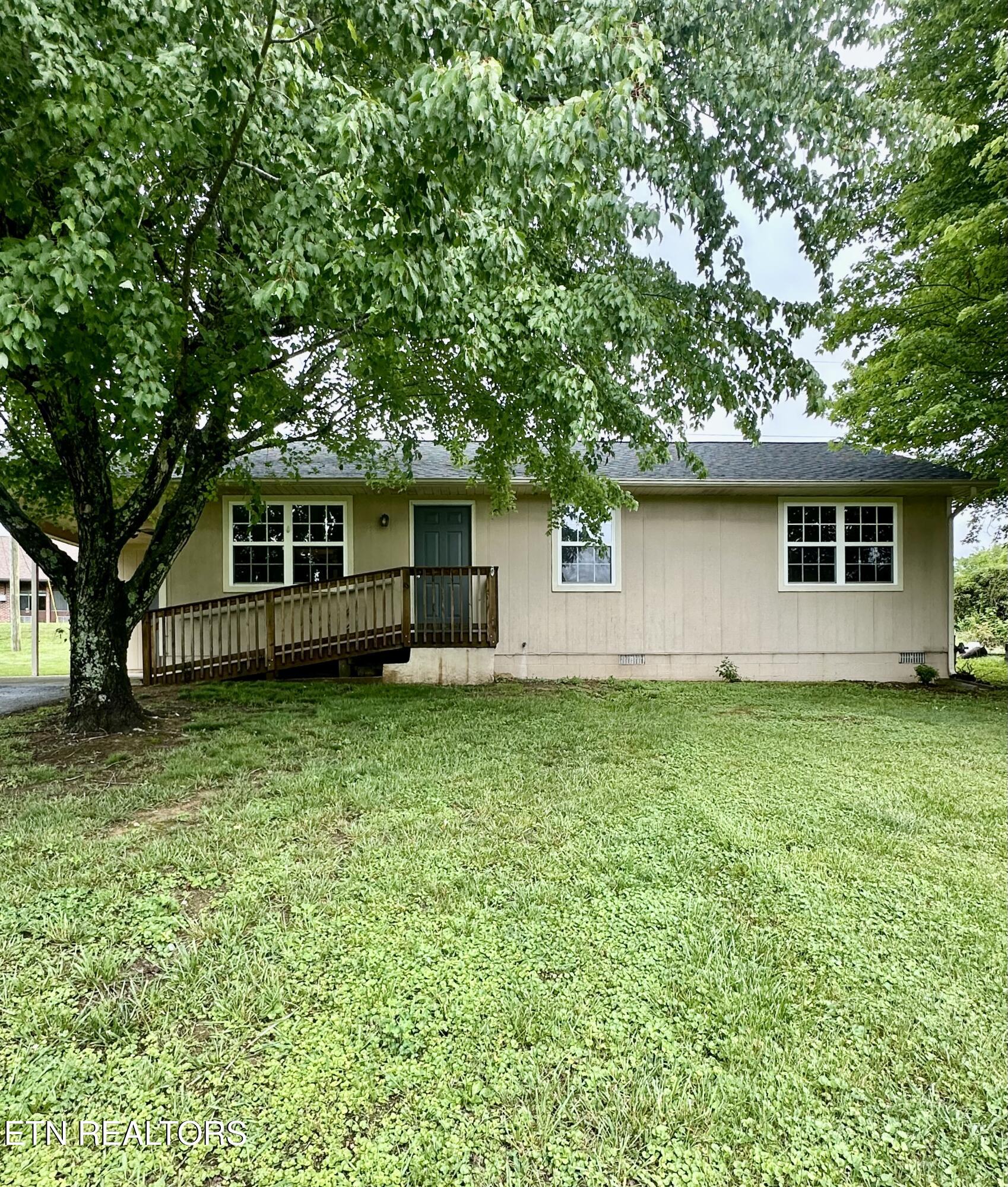 615 Mccartt Street Wartburg TN 37887