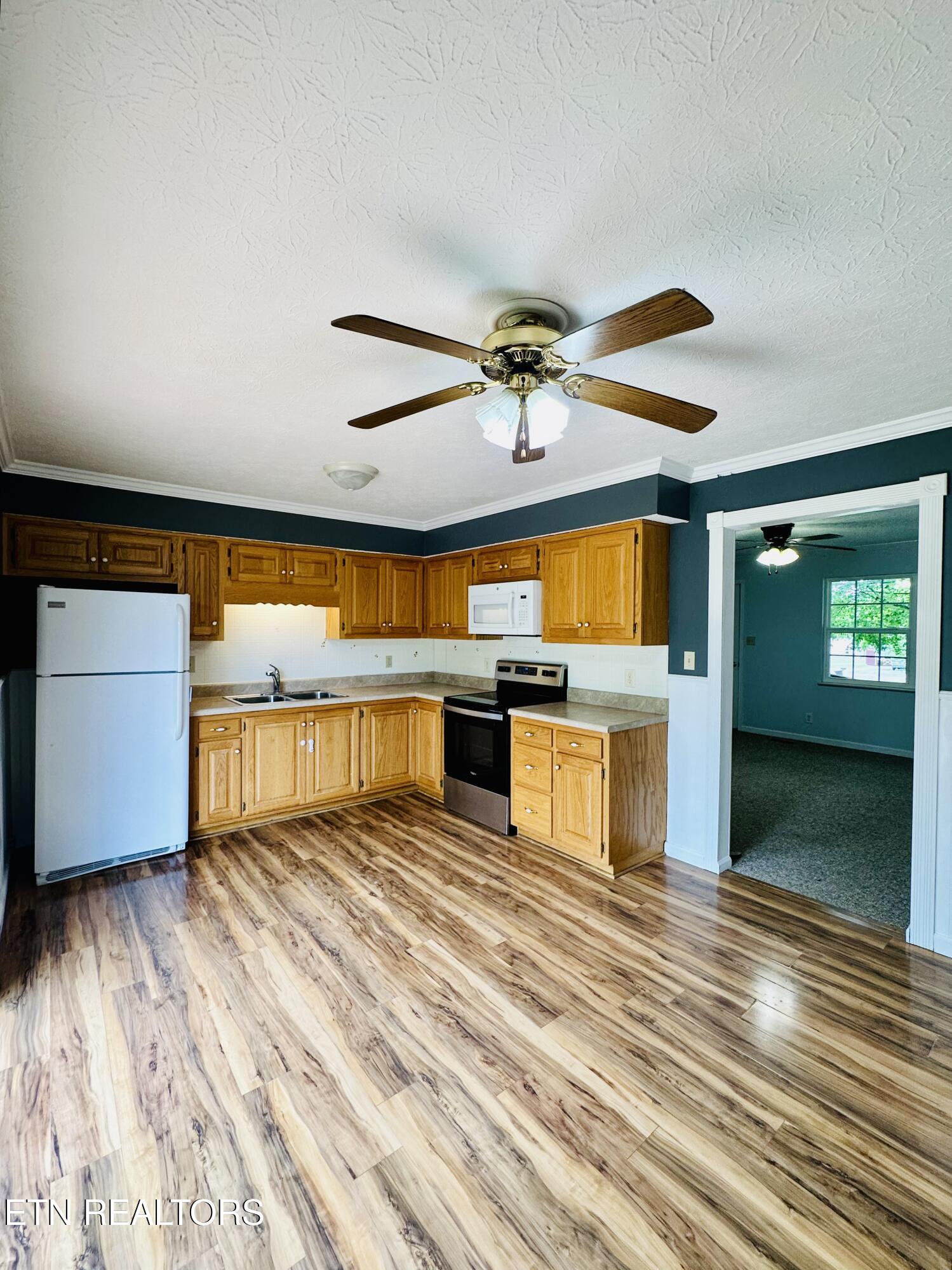 615 Mccartt Street Wartburg TN 37887