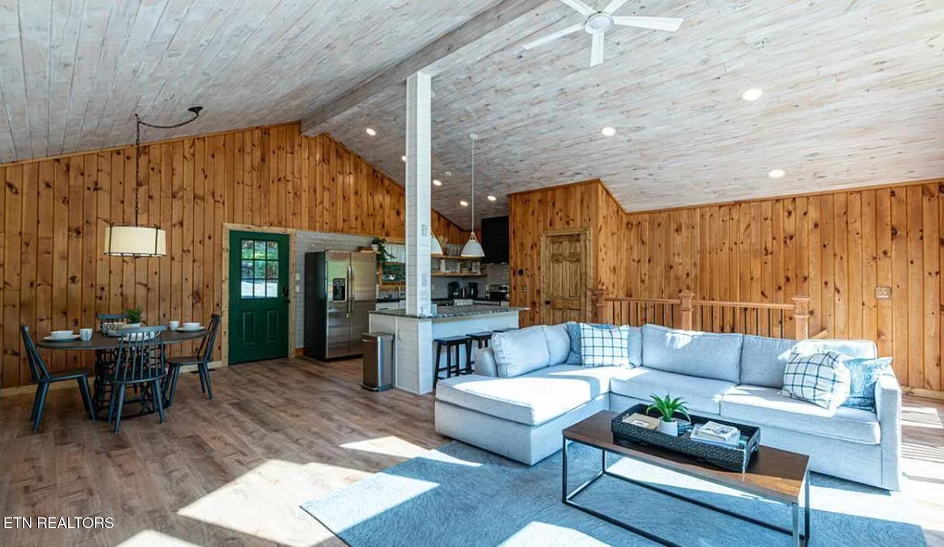 942 Vixen Run Gatlinburg TN 37738