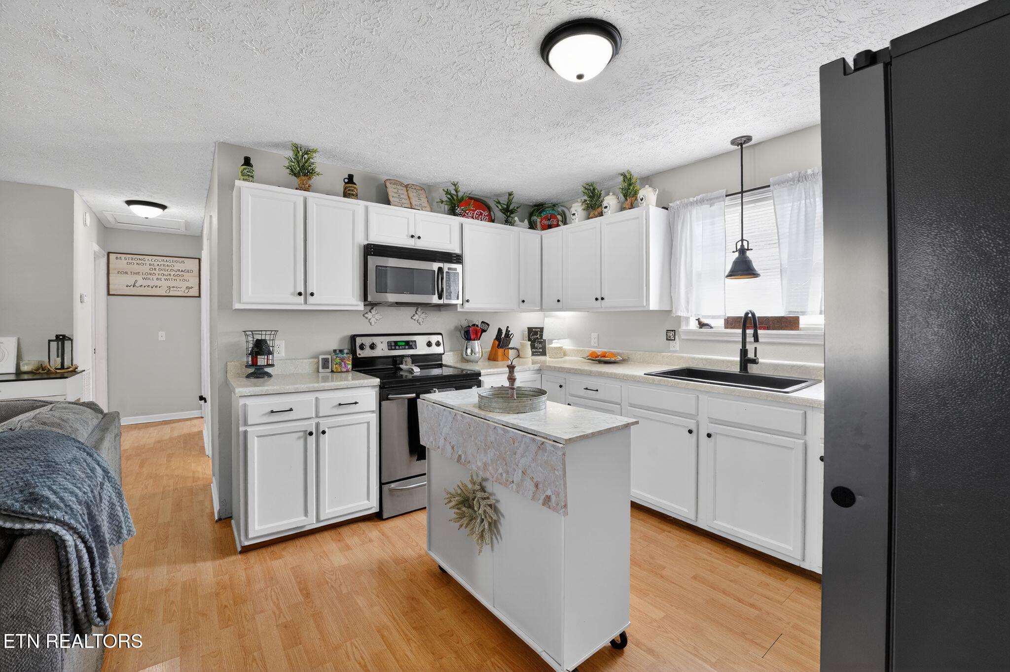 206 E Maple Street Caryville TN 37714