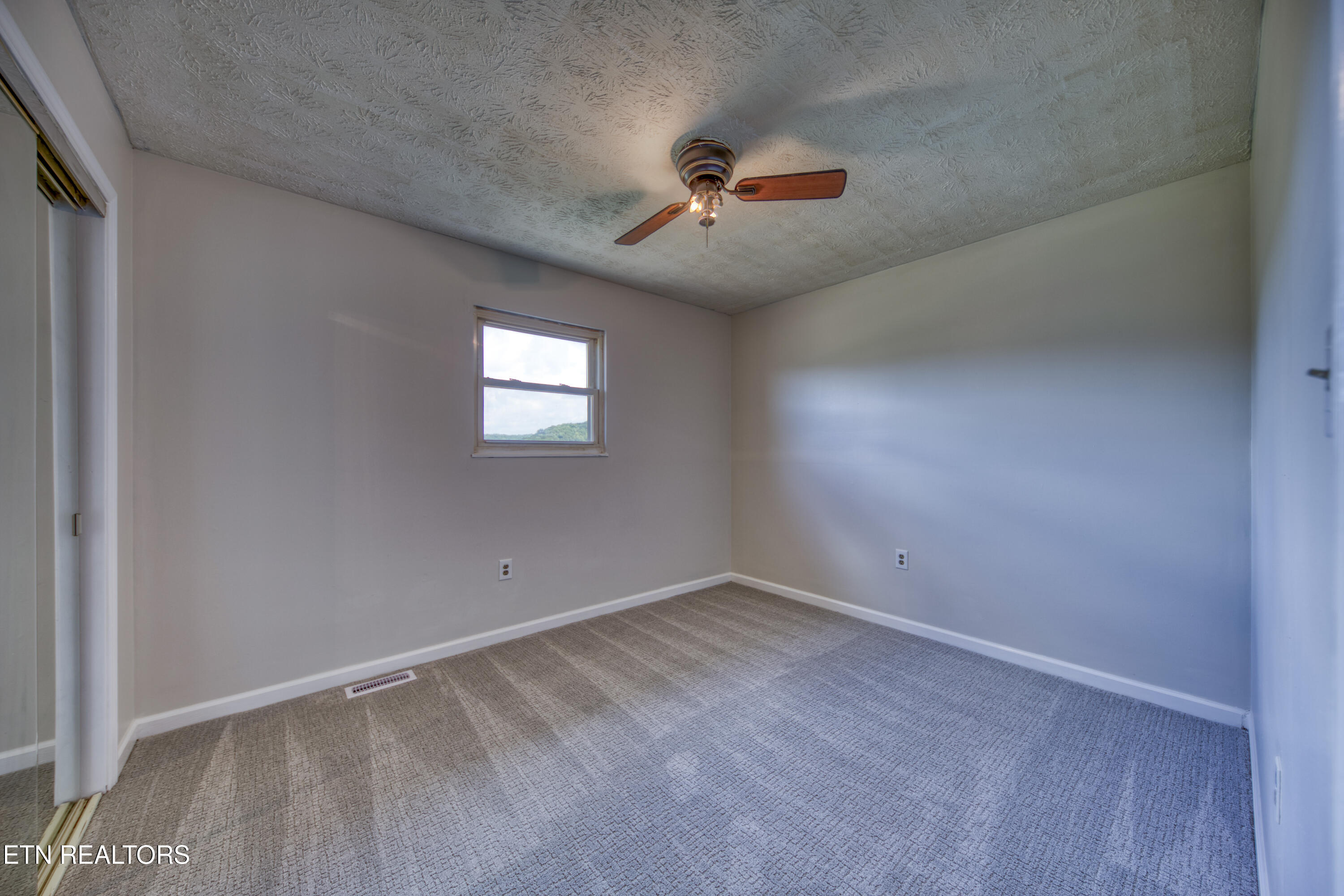 1306 Brushy Valley Road Heiskell TN 37754