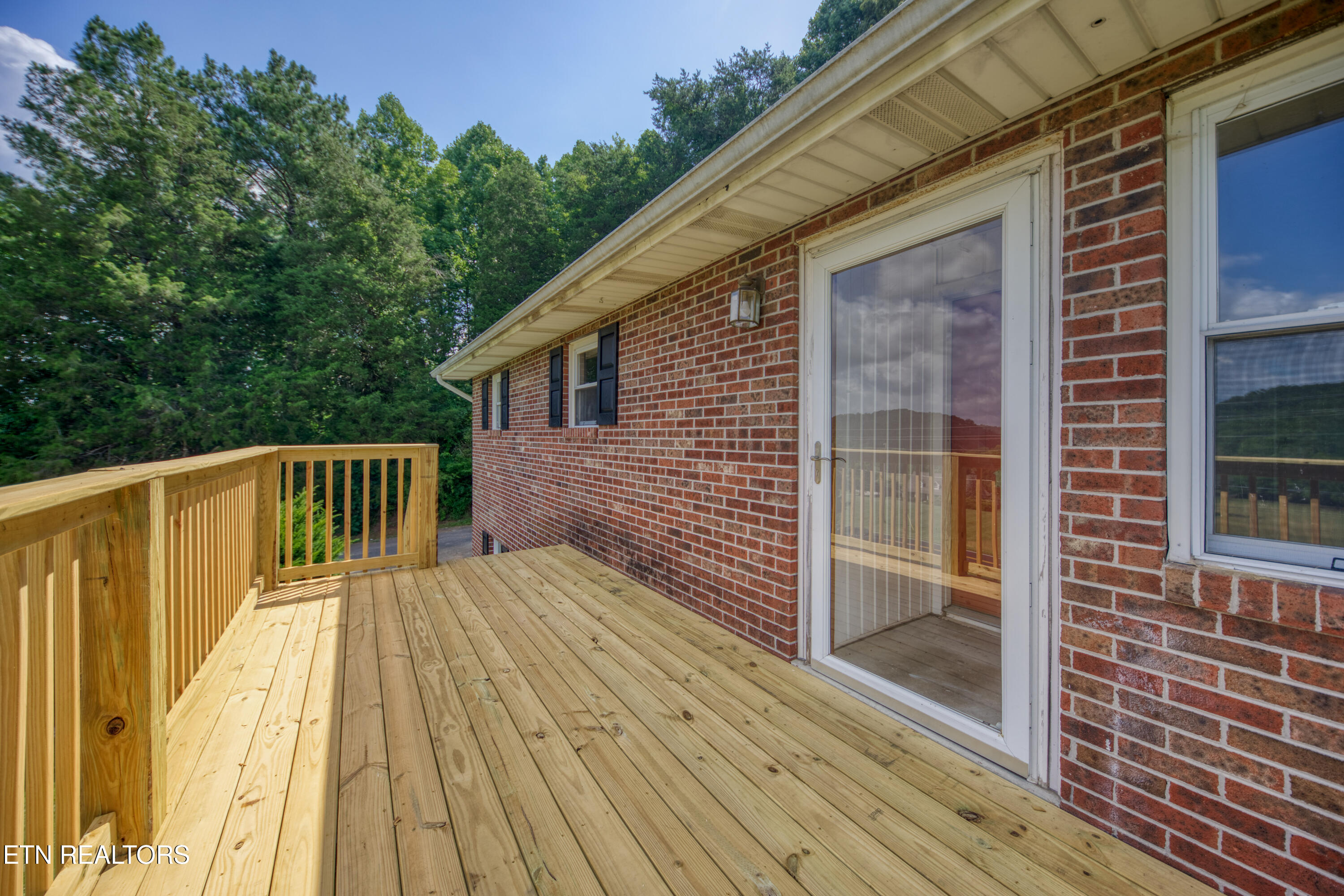 1306 Brushy Valley Road Heiskell TN 37754