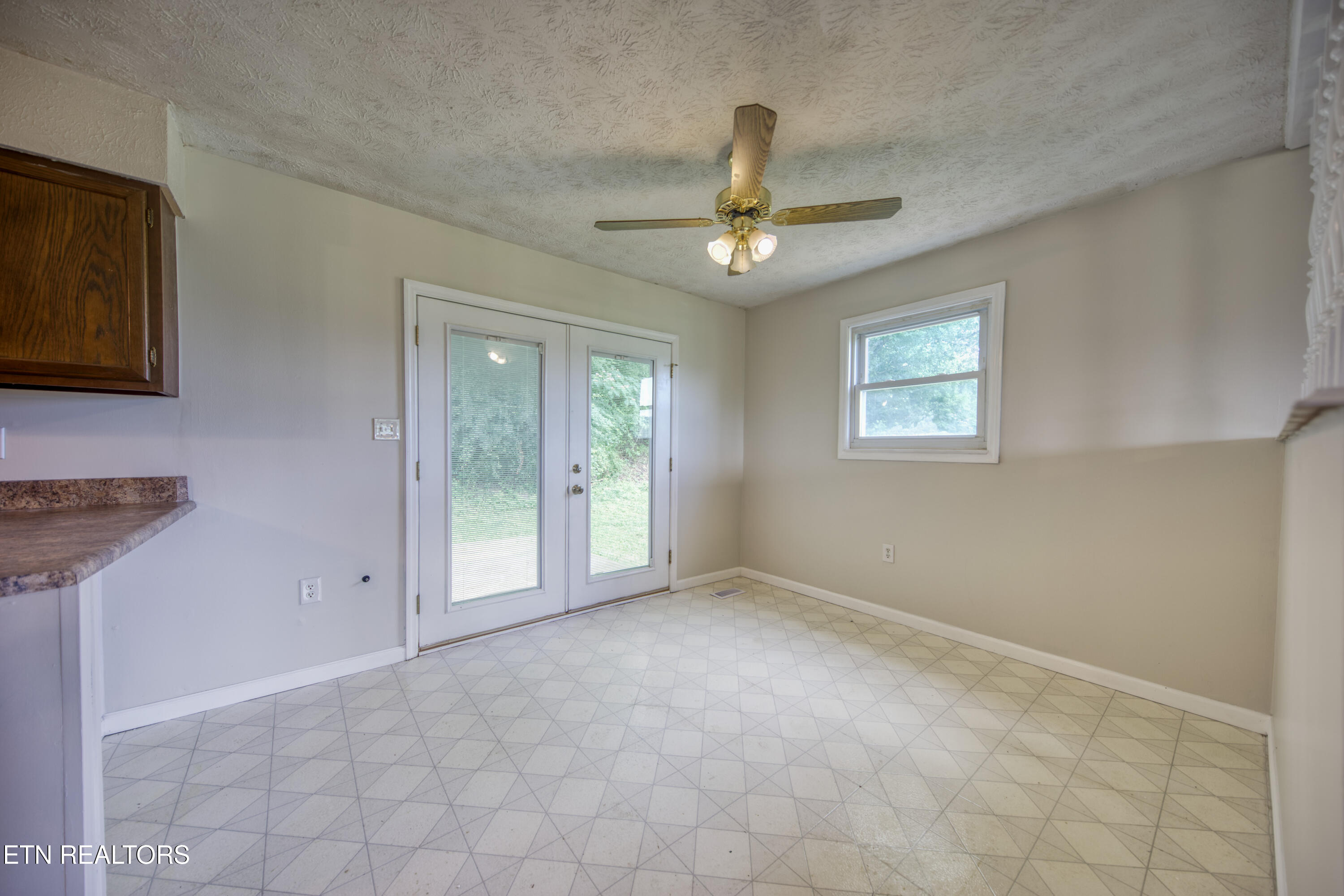 1306 Brushy Valley Road Heiskell TN 37754